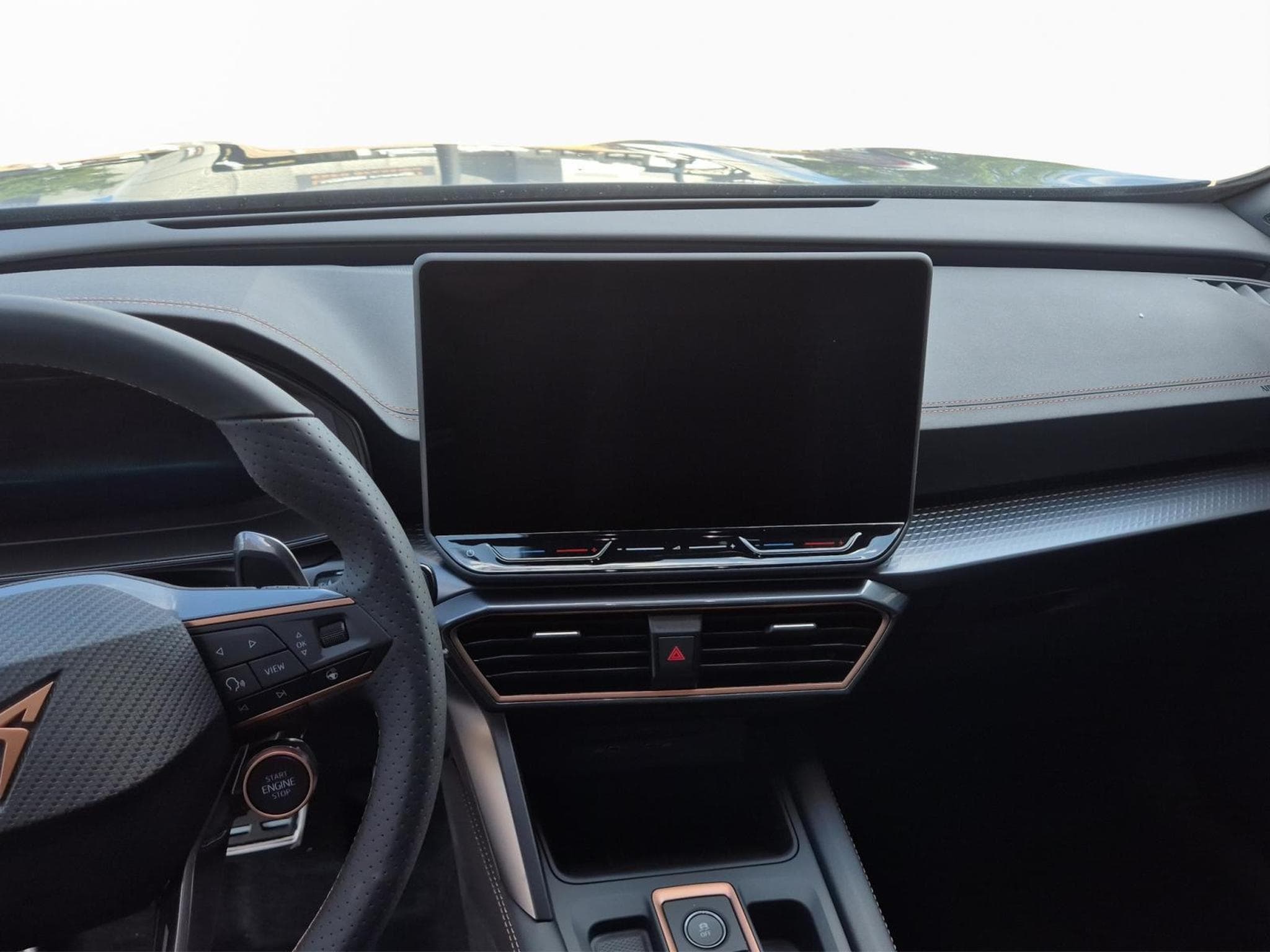 Cupra Formentor 1.5 eTSI (2026) - Photo 11