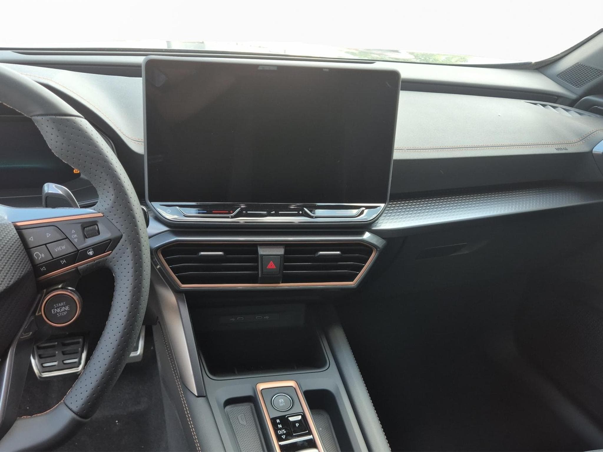 Cupra Formentor 1.5 eTSI (2026) - Photo 12