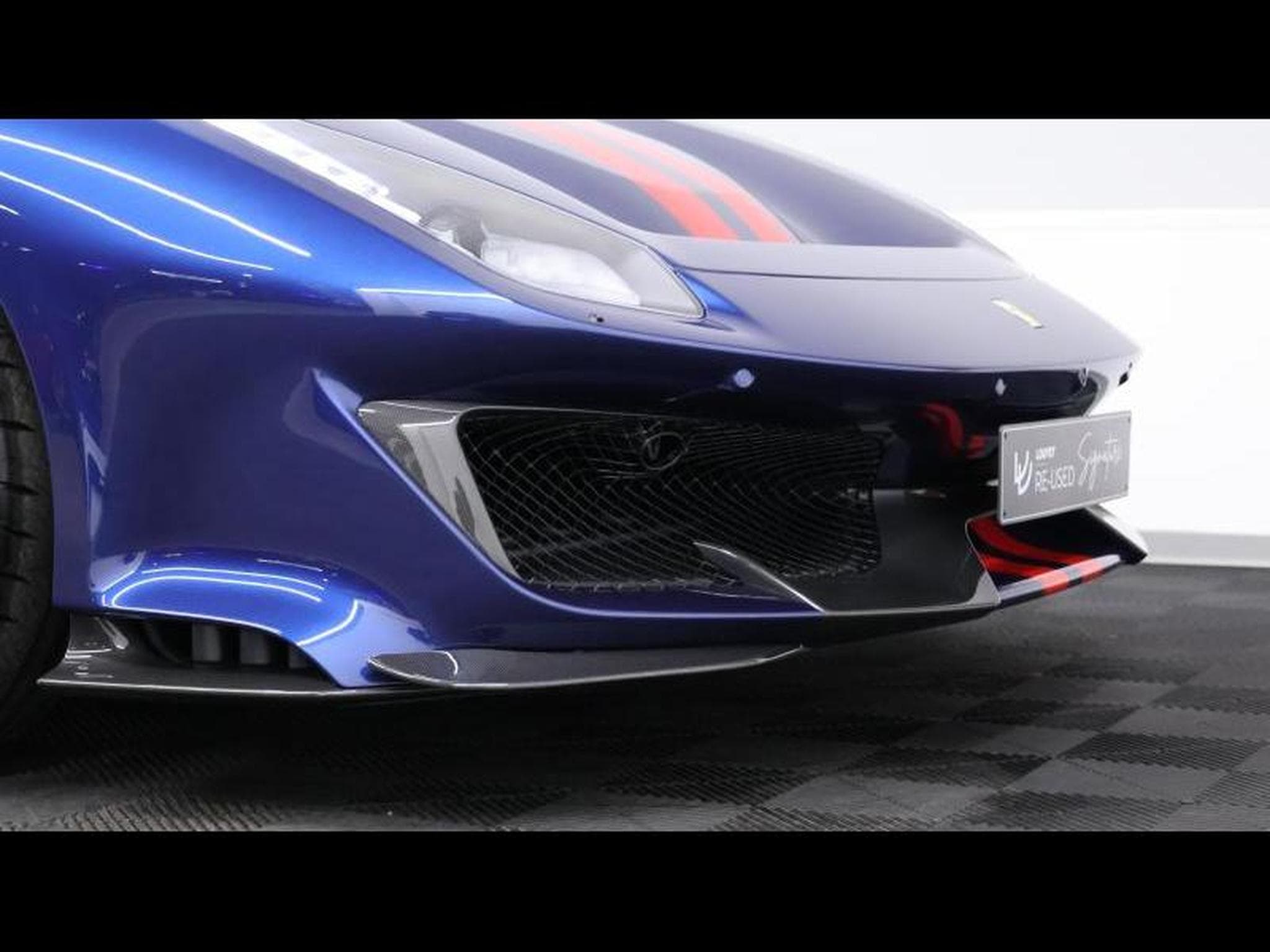 Ferrari 488 Pista Coupé *Tailor Made (2019) - Photo 12