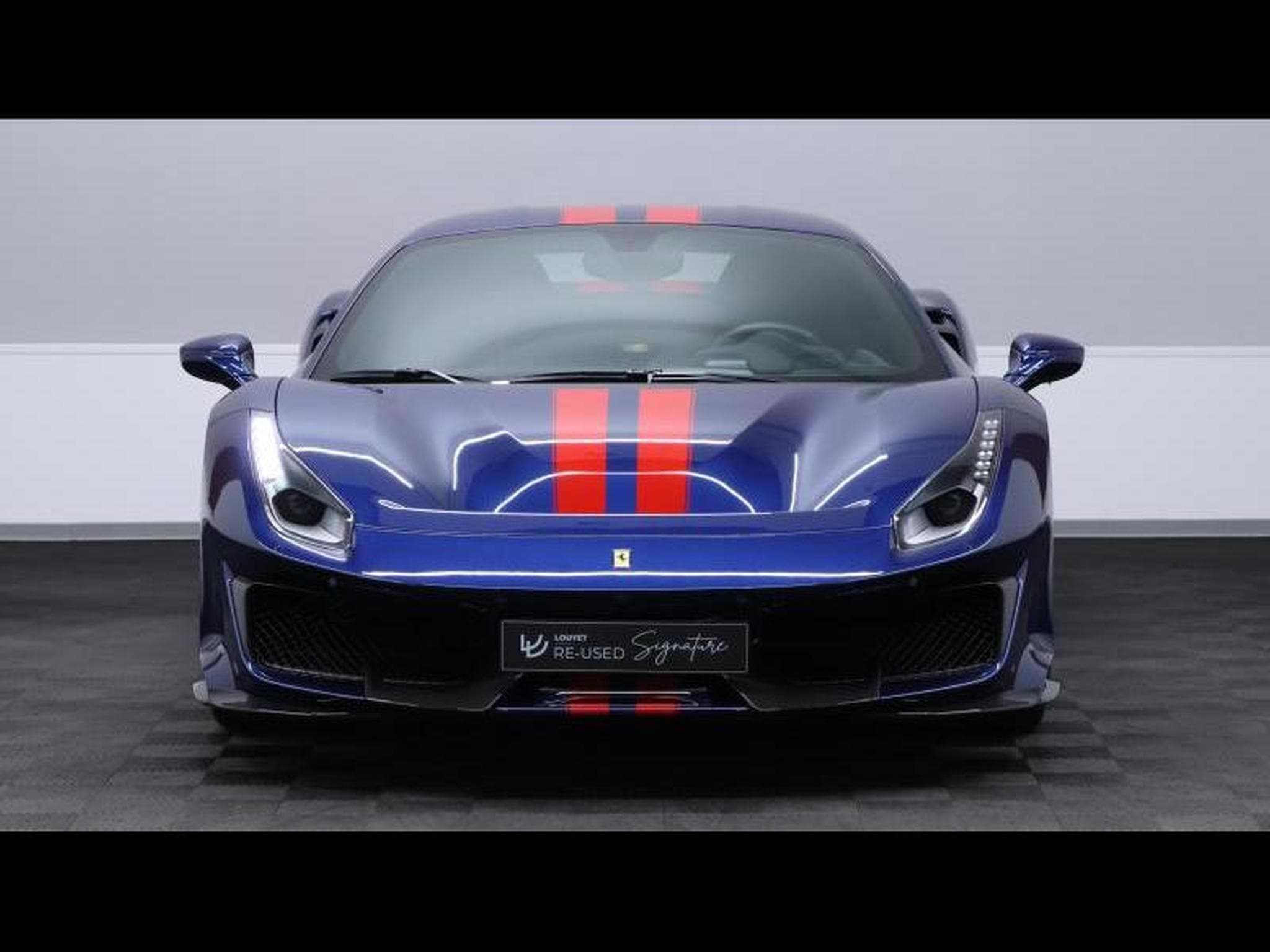 Ferrari 488 Pista Coupé *Tailor Made (2019) - Photo 2
