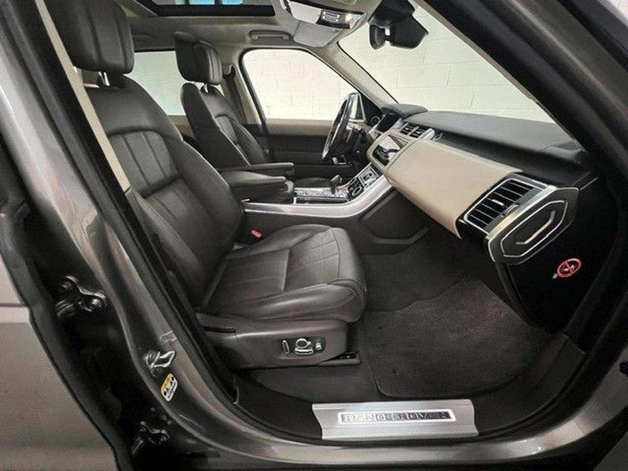 Land-Rover Range Rover 5.0 V8 SC Autobiography (2018) - Photo 24