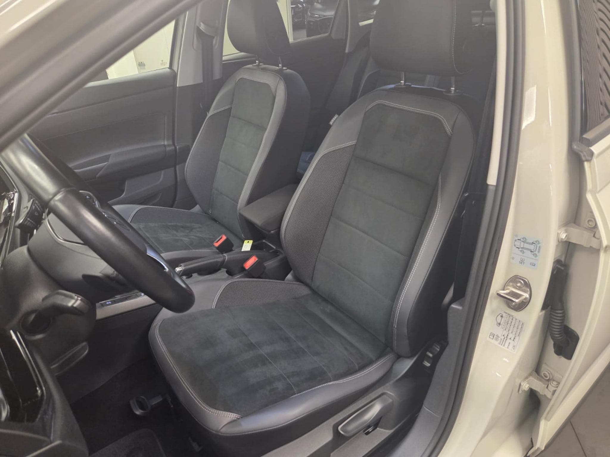 VW Taigo Style 1.5 TSI 150 CH / 110kW DSG7 (2023) - Foto 2