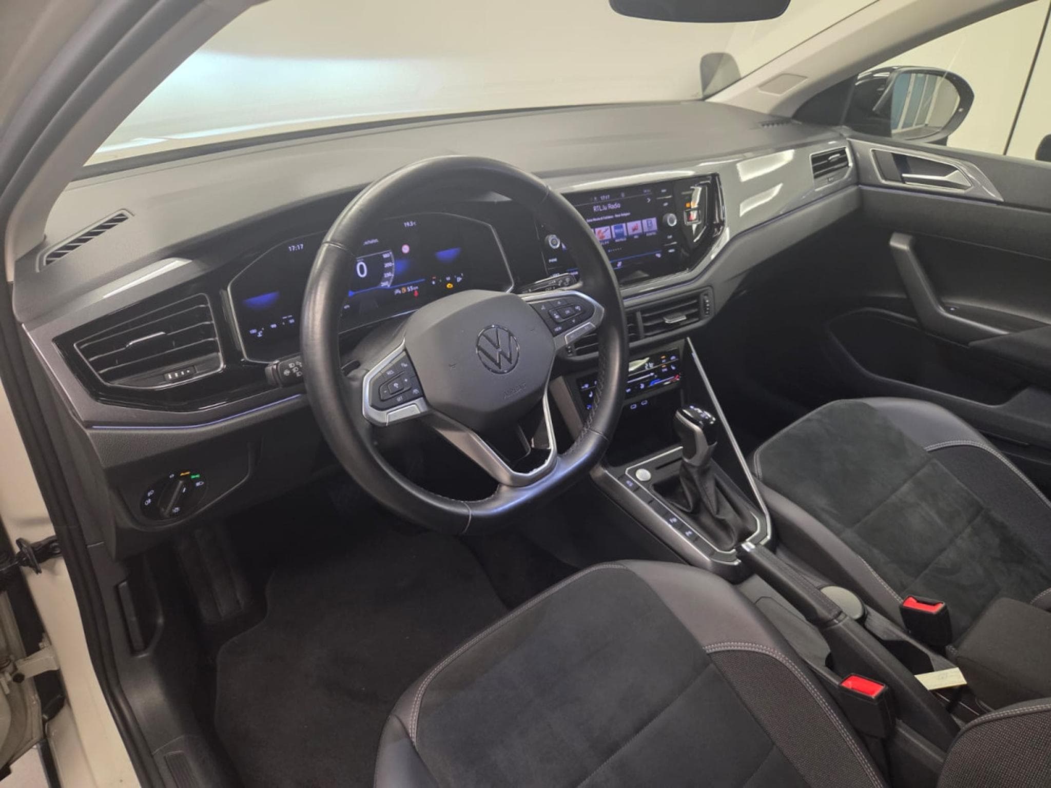 VW Taigo Style 1.5 TSI 150 CH / 110kW DSG7 (2023) - Foto 4