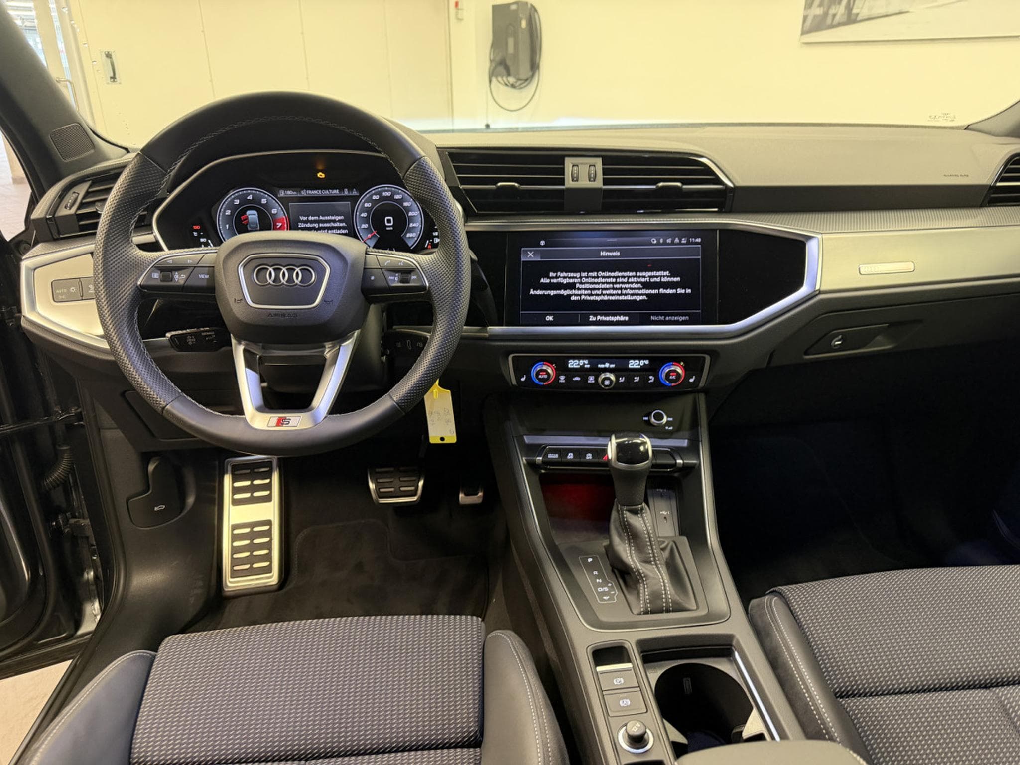 Audi Q3 Sportback S line 35 TFSI 150 CH / 110 kW S tronic (2023) - Foto 5
