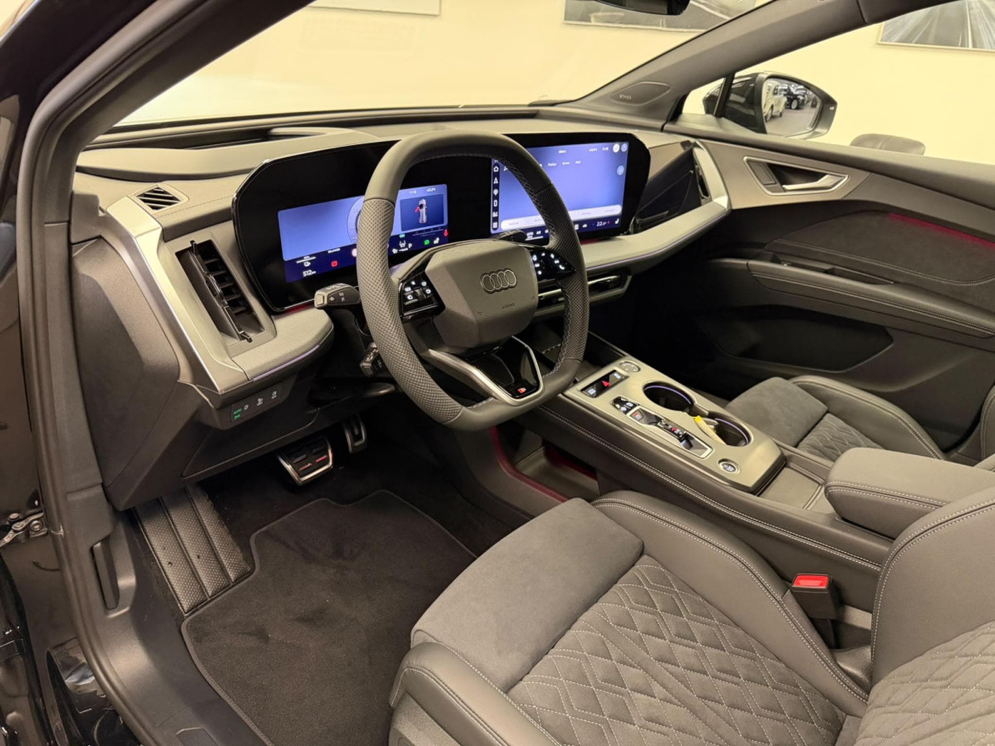 Audi Q4 e-tron SUV S line Performance 286 CH / 210 kW (2026) - Foto 4