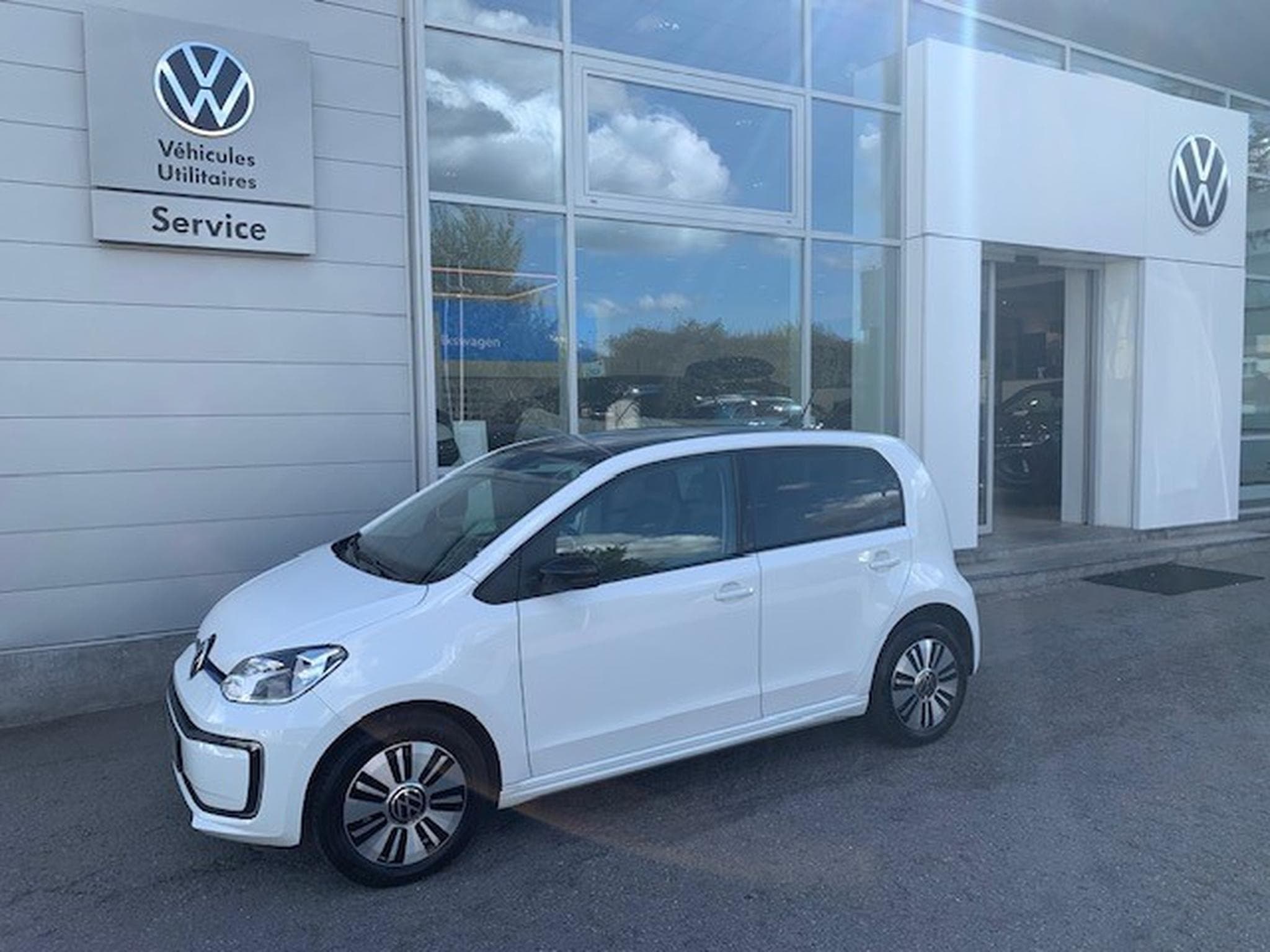 VW UP 83cv (2024) - Photo 1