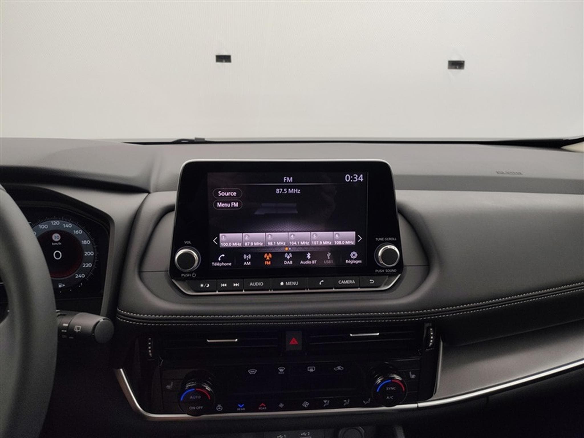 Nissan X-Trail 1.5 DIG-T 2WD X-Tronic Acenta 7pl. CARPLAY / FULL LED / CAM (2026) - Photo 11