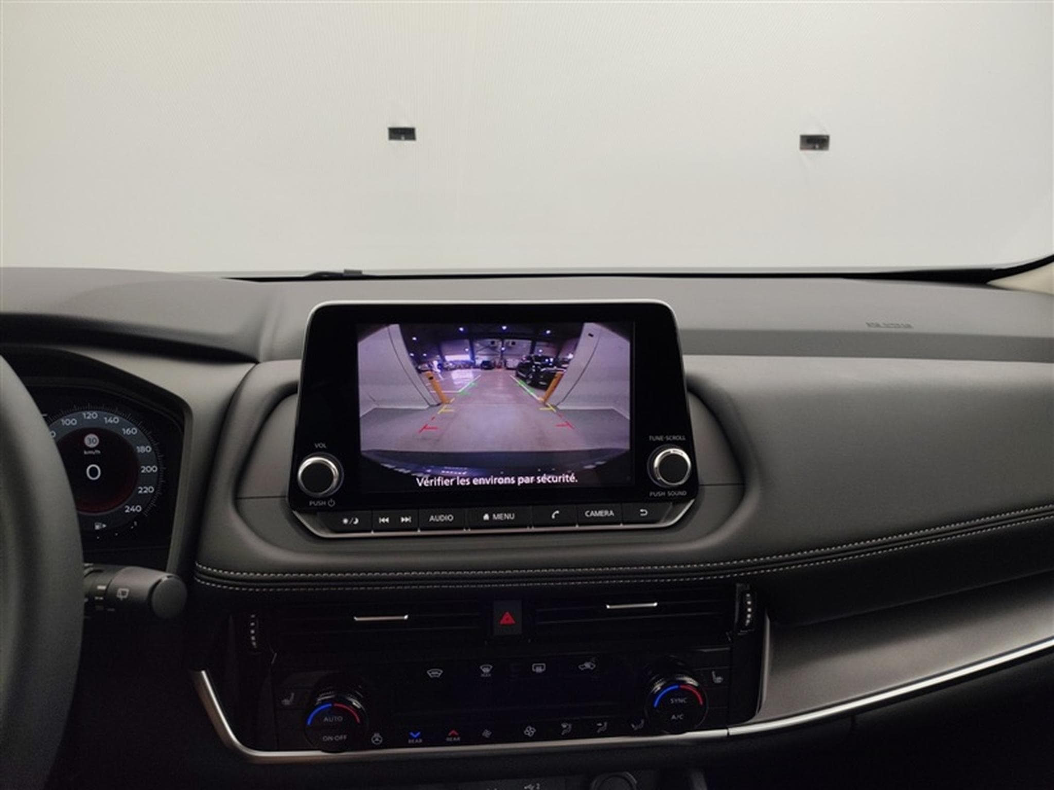 Nissan X-Trail 1.5 DIG-T 2WD X-Tronic Acenta 7pl. CARPLAY / FULL LED / CAM (2026) - Photo 19