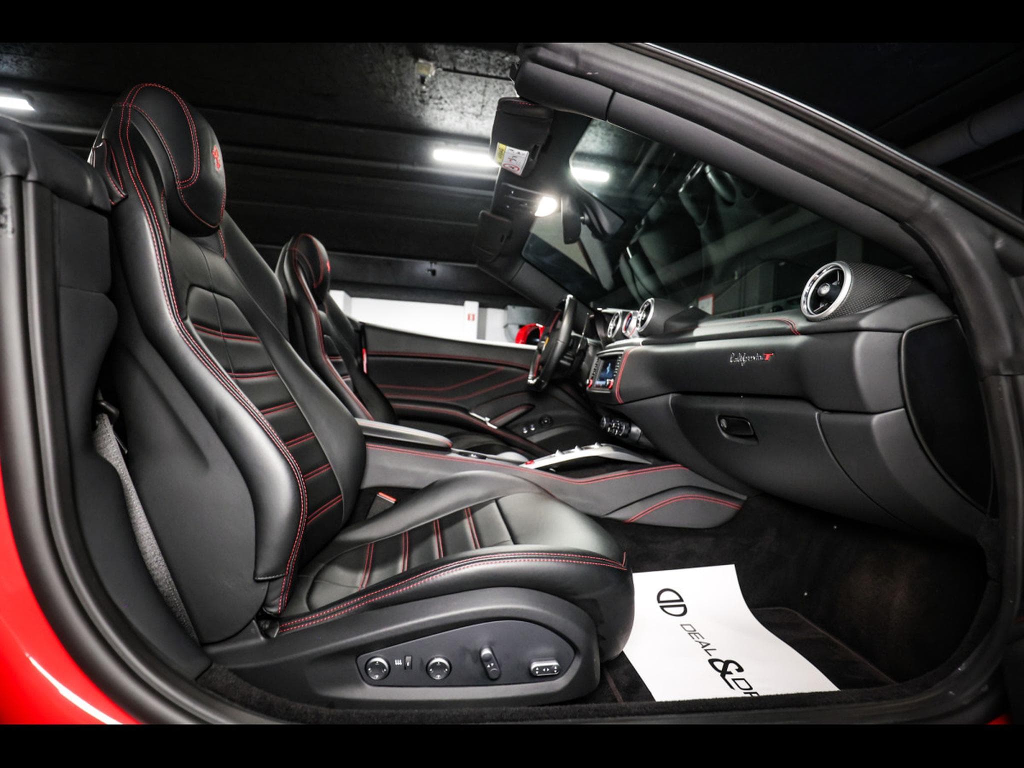 Ferrari California T 3.9 V8 (560 CH) – PACK HANDLING SPECIALE - POWER 12M - ROS (2016) - Photo 14