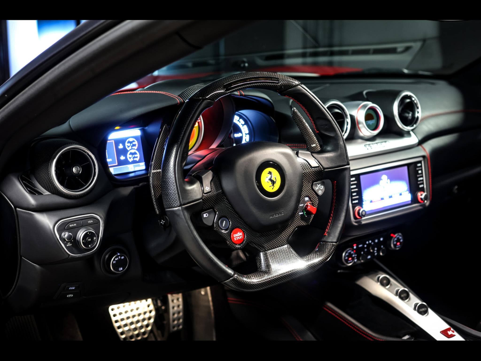 Ferrari California T 3.9 V8 (560 CH) – PACK HANDLING SPECIALE - POWER 12M - ROS (2016) - Photo 9