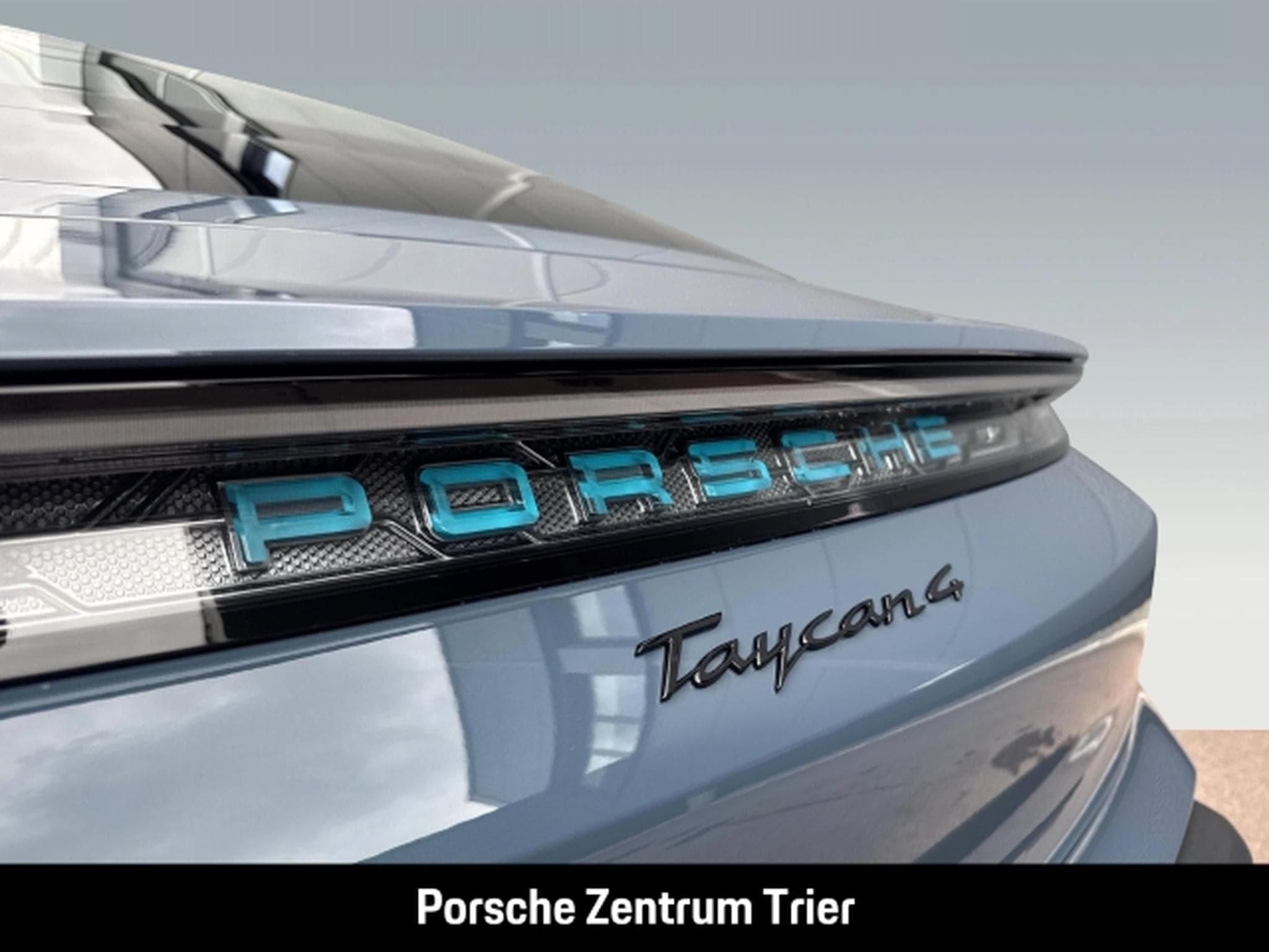 Porsche Taycan Black Edition HA-Lenkung InnoDrive (2026) - Photo 13