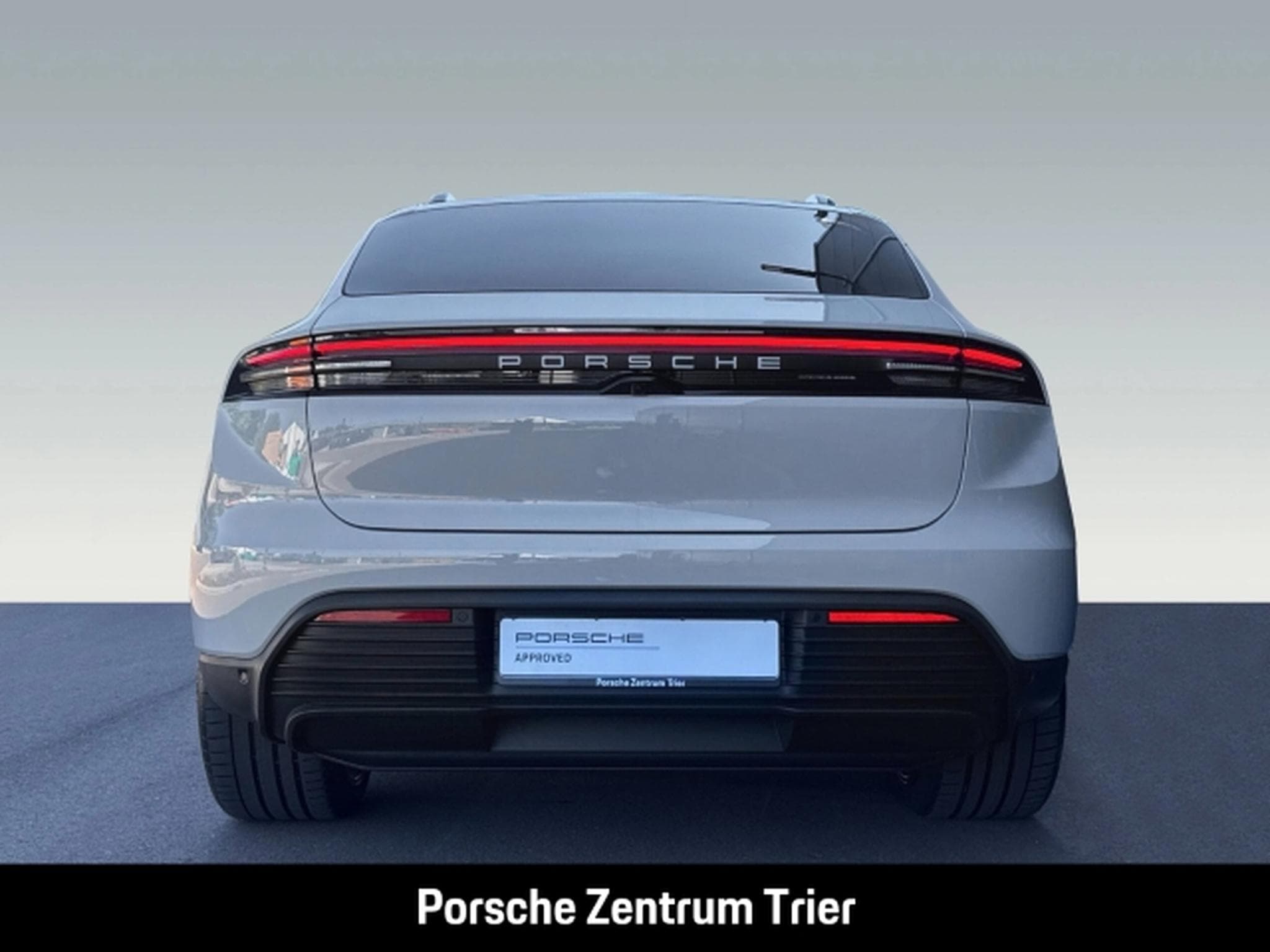 Porsche Macan 4 (2026) - Photo 7