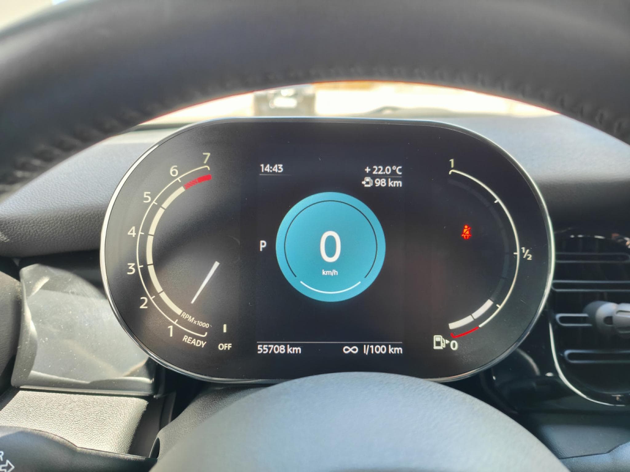 Mini Cooper 1.5i BOITE AUTO CARPLAY GPS BLUETOOTH PHARES LED (2022) - Photo 22