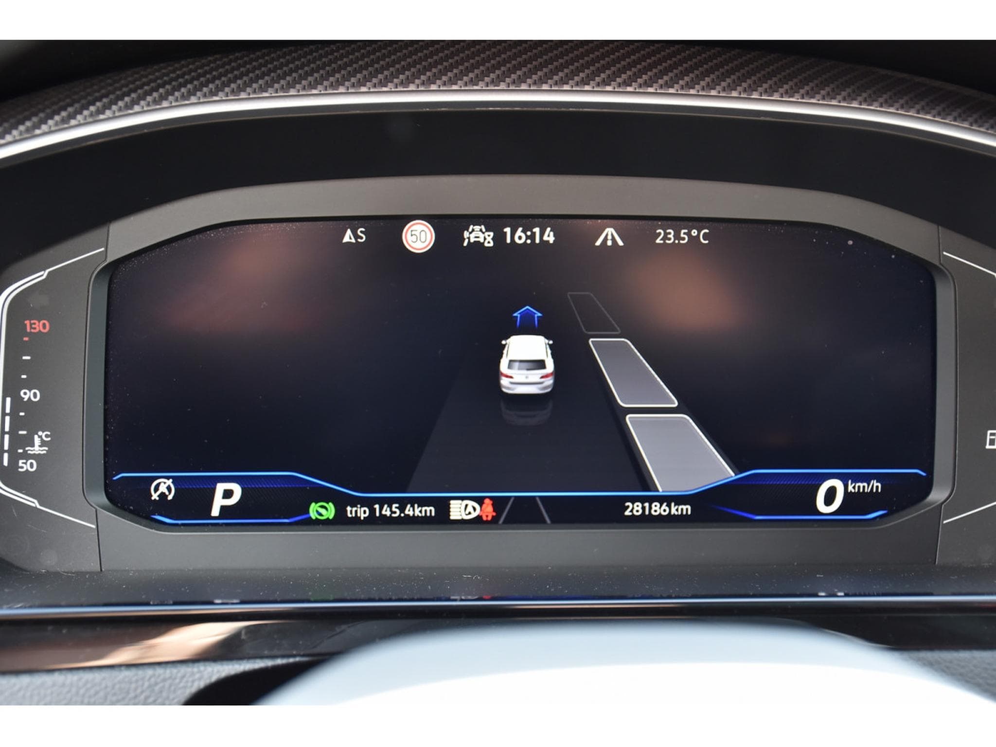 VW Arteon Shooting Brake 2.0 TDI 4Motion R-Line DSG CHFF ADD PANO 360° (2021) - Photo 13