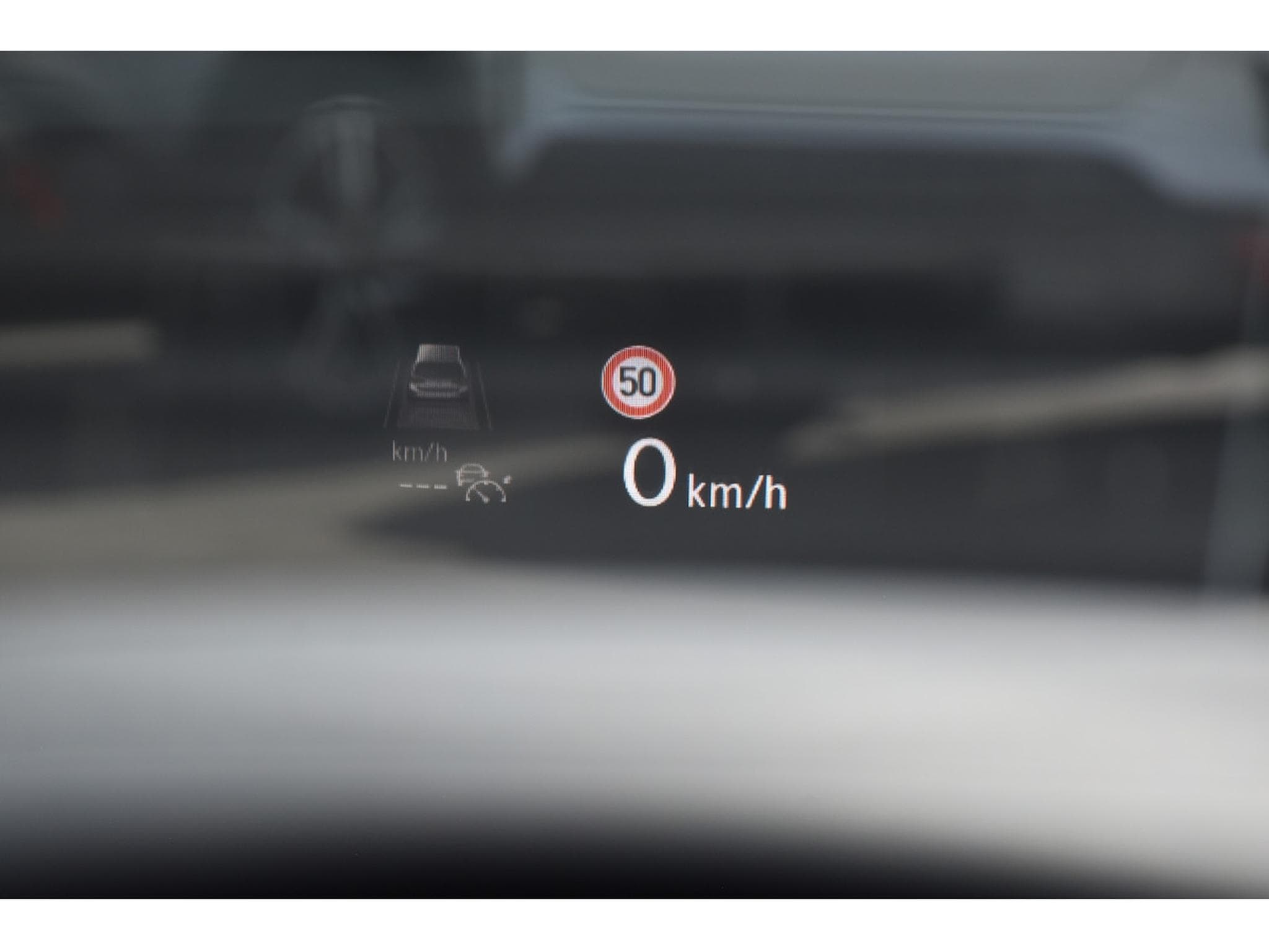 VW Arteon Shooting Brake 2.0 TDI 4Motion R-Line DSG CHFF ADD PANO 360° (2021) - Photo 15