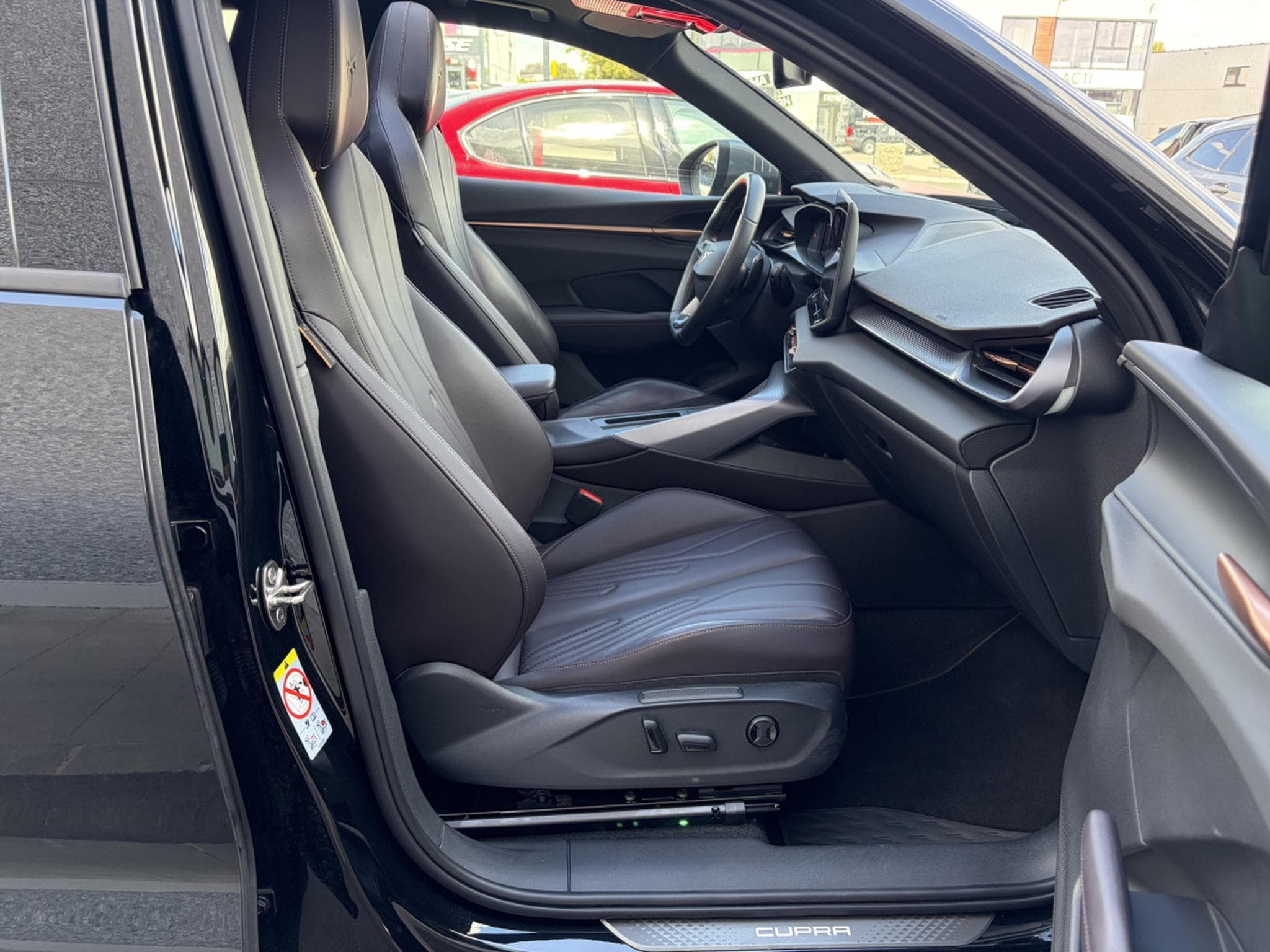 Cupra Terramar Terramar 2.0 TSI 195 kW/4Drive VZ /PANORAMA/*VOLL (2025) - Photo 21