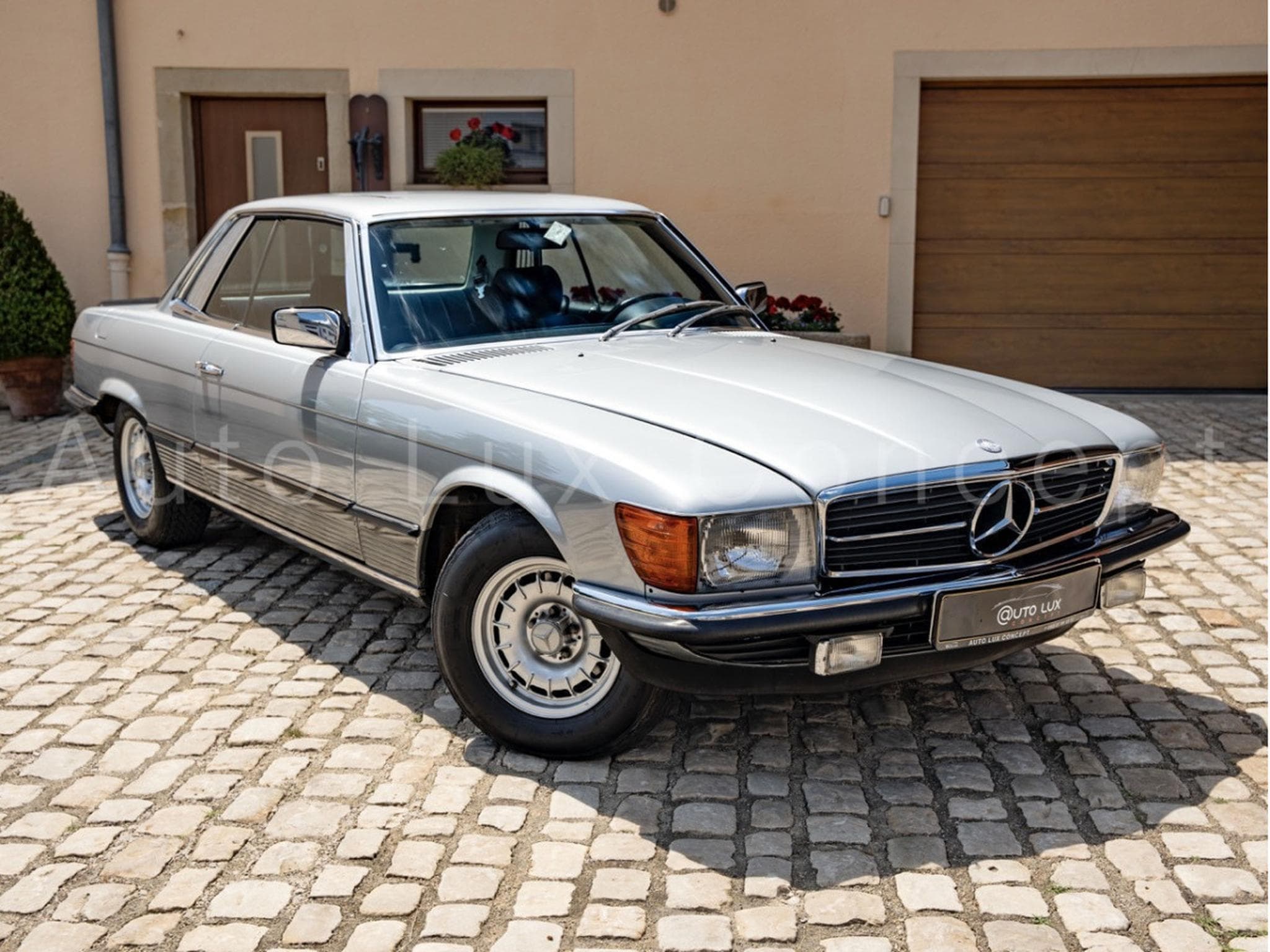 Mercedes 500 SLC (1982) - Photo 2