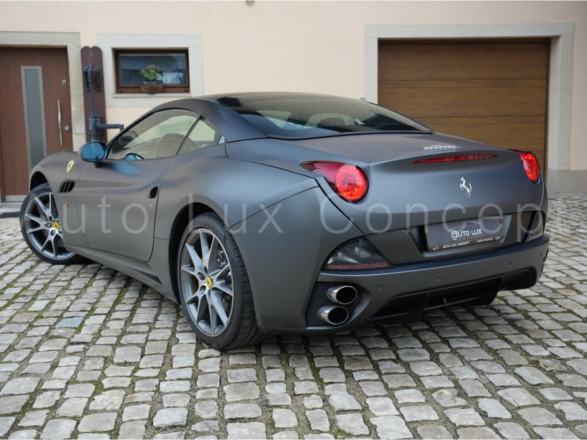 Ferrari California Grigio Opaco + Full PPF (2011) - Photo 4