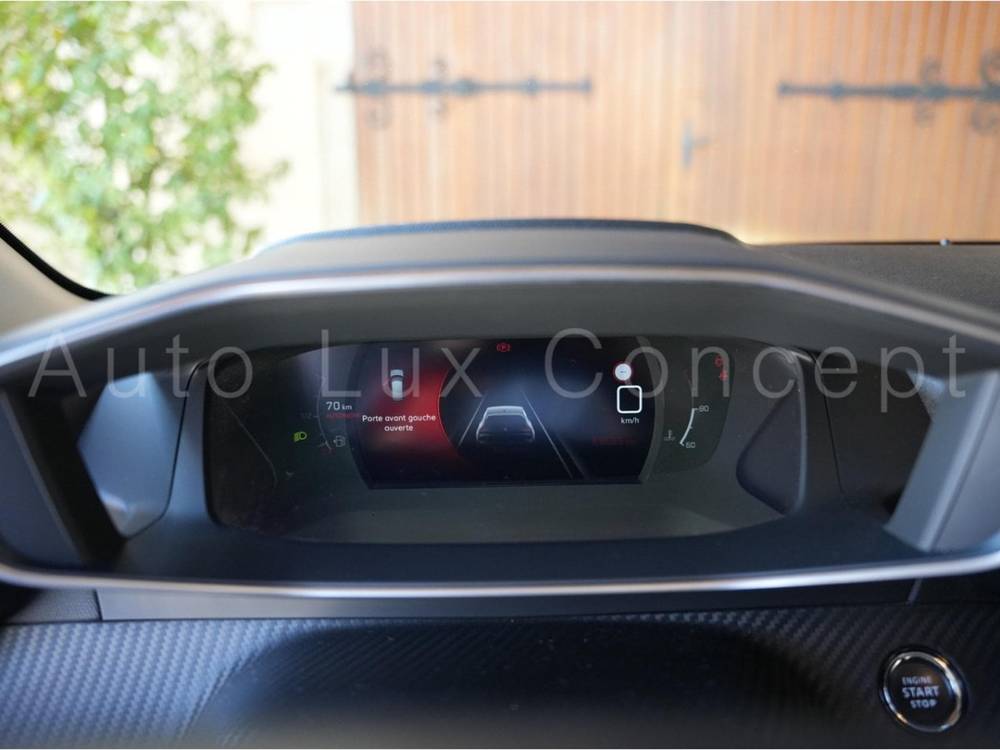 Peugeot 208 1.2 PureTech 100 S&S Allure Pack (2022) - Photo 26