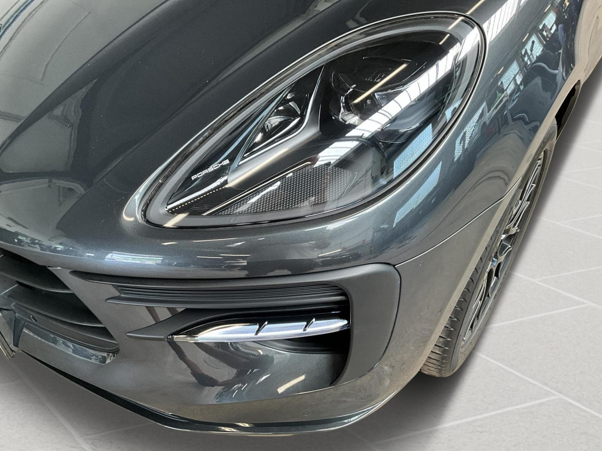 Porsche Macan GTS (2021) - Photo 19