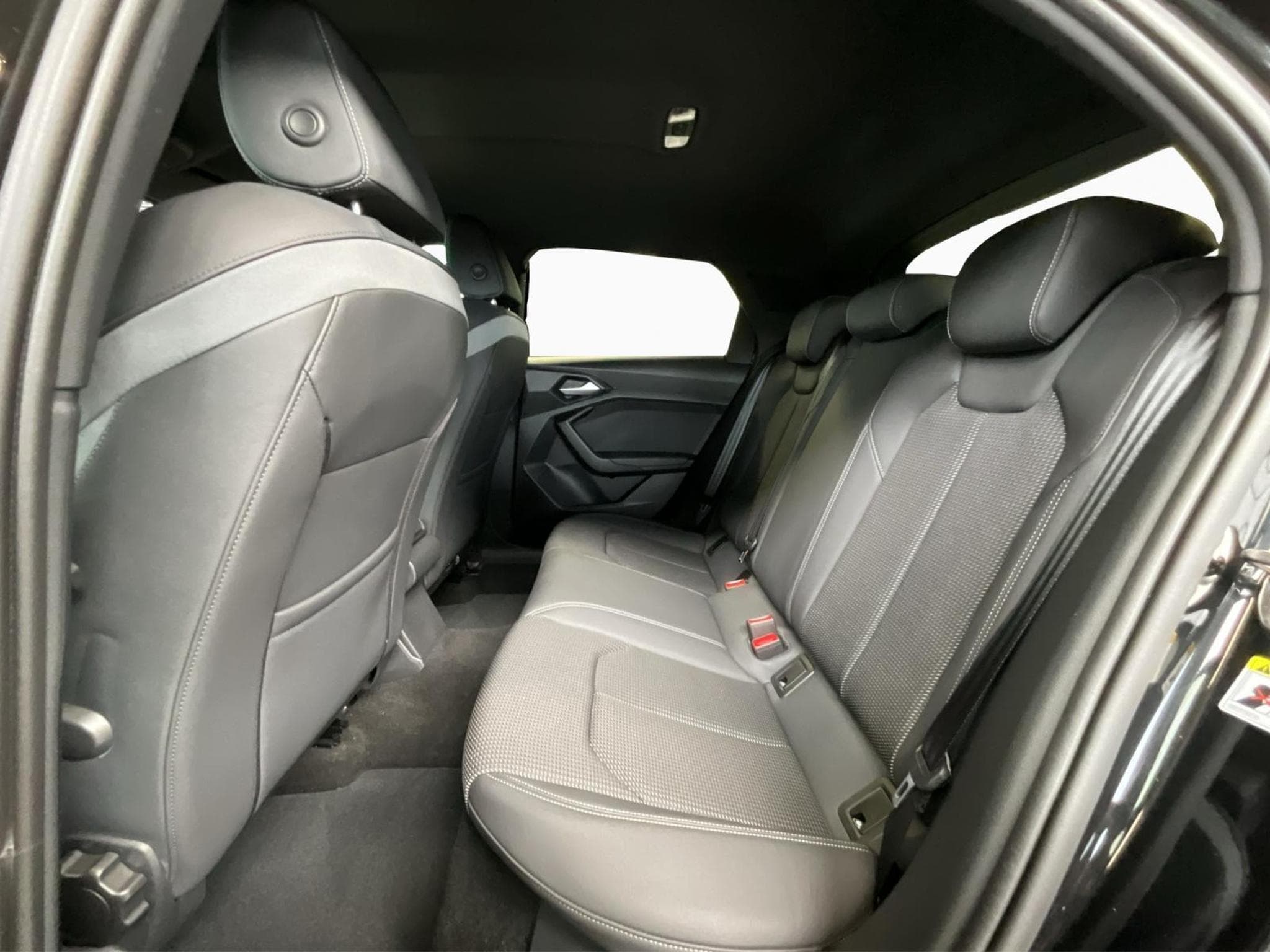 Audi A1 citycarver+35tfsi+s-Tronic+P.Premium+s-line+Black-Style (2022) - Photo 15