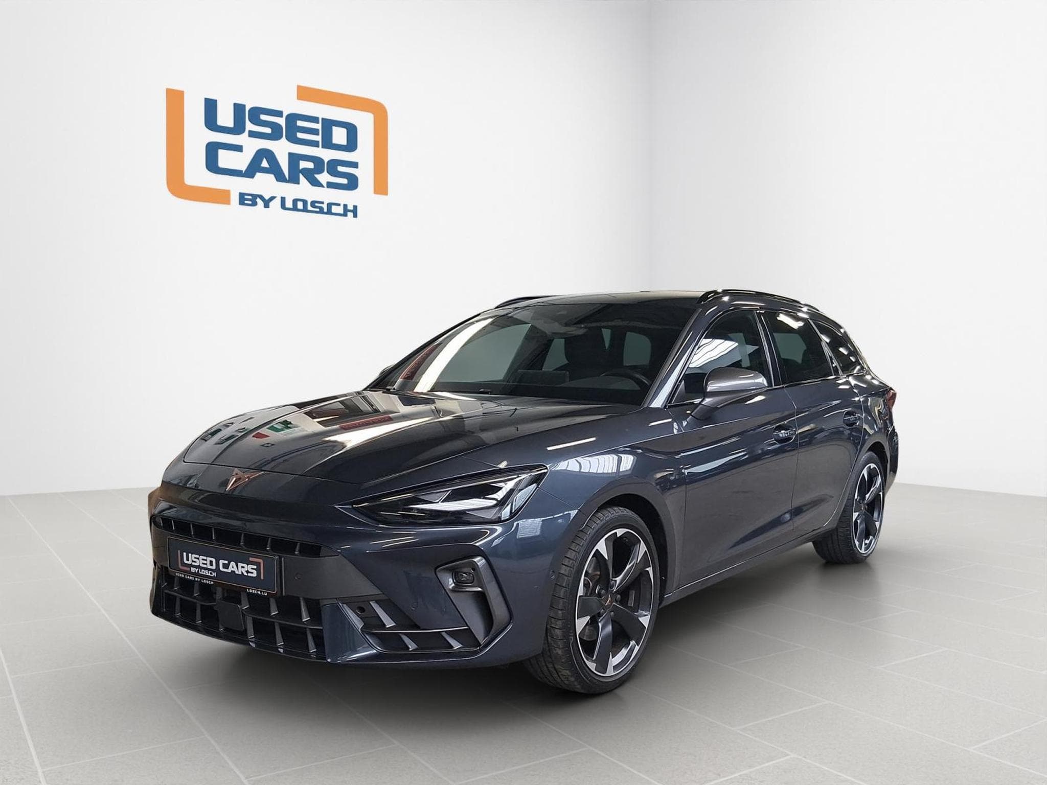 Cupra Leon ST+DSG+Pure-Perf+Int.-Drive+AHK (2025) - Photo 1