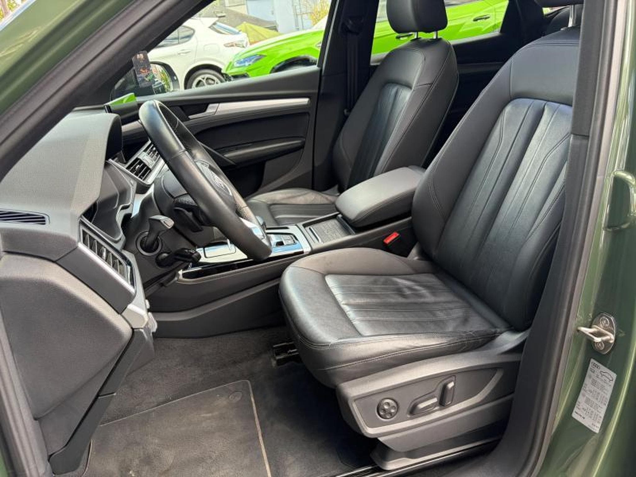 Audi Q5 S-Line Quattro Toit ouvrant/ Sièges chauffants/ Caméra/ ATH (2021) - Photo 6