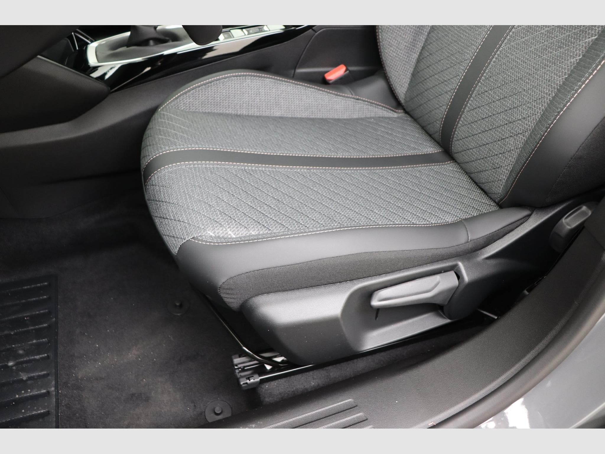 Peugeot 2008 Allure (2026) - Photo 15