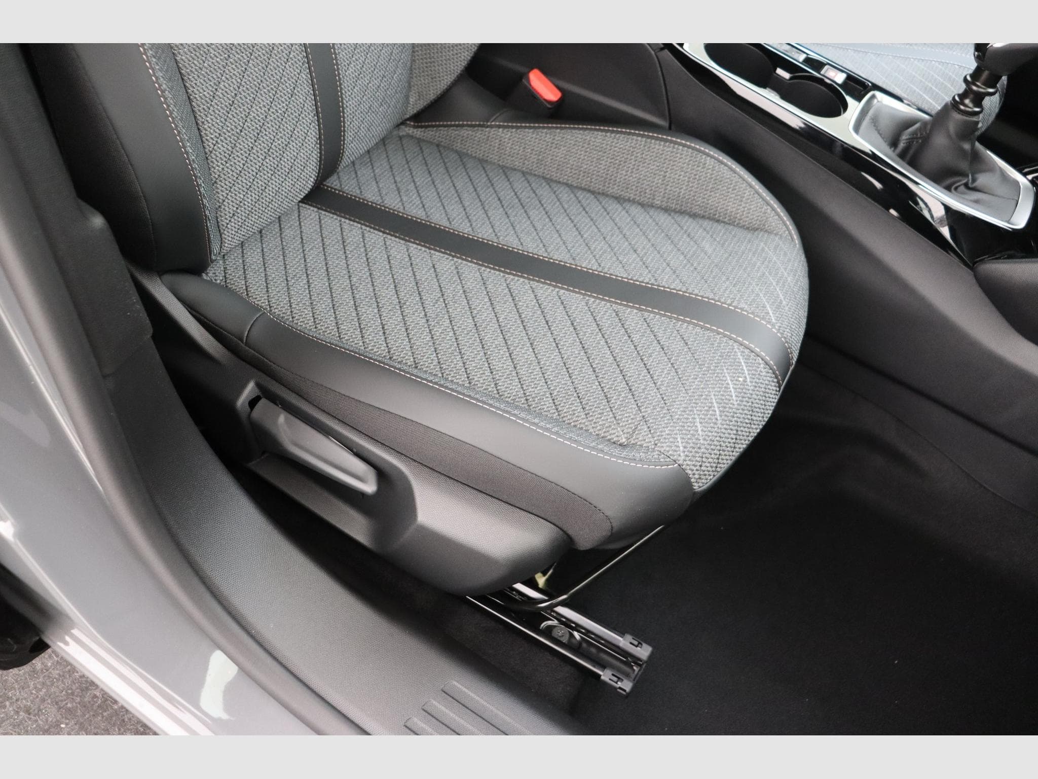 Peugeot 2008 Allure (2026) - Photo 16