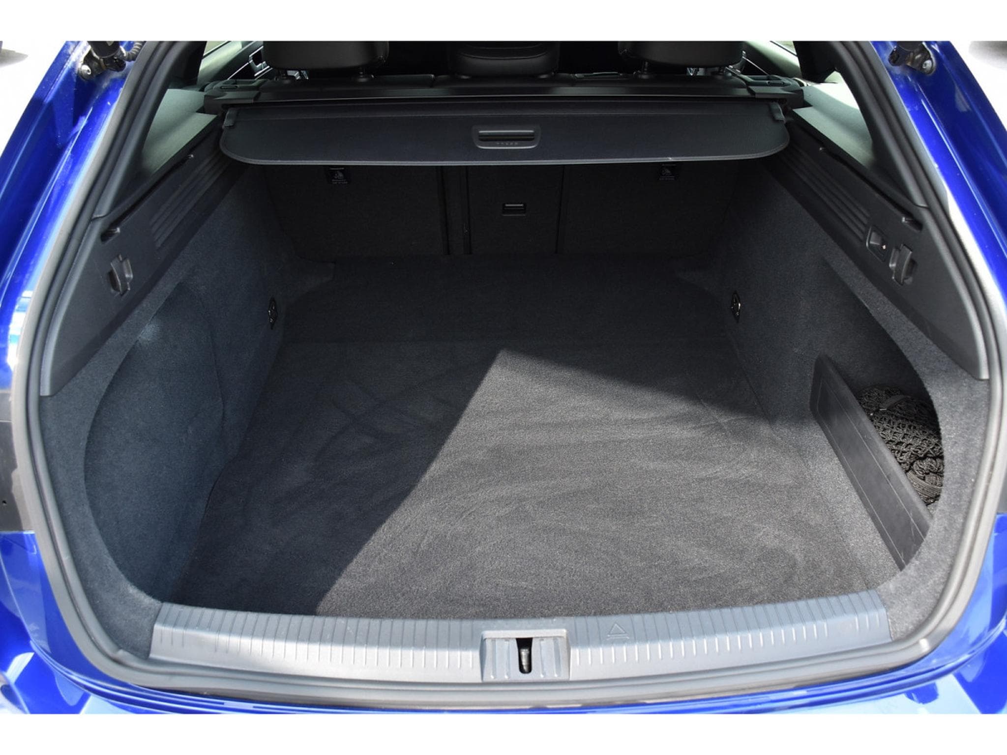 VW Arteon Shooting Brake 2.0 TDI 4Motion R-Line DSG CHFF ADD PANO 360° (2021) - Foto 25