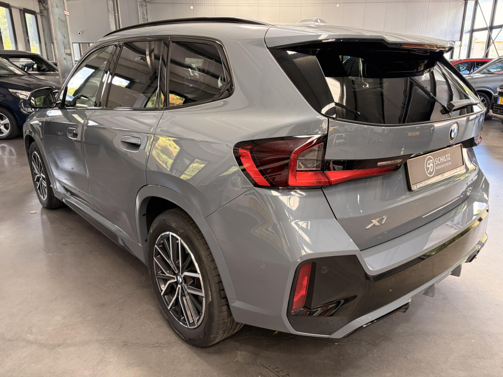 BMW X1 23d Xdrive M-Sport 211HP (2022) - Foto 5