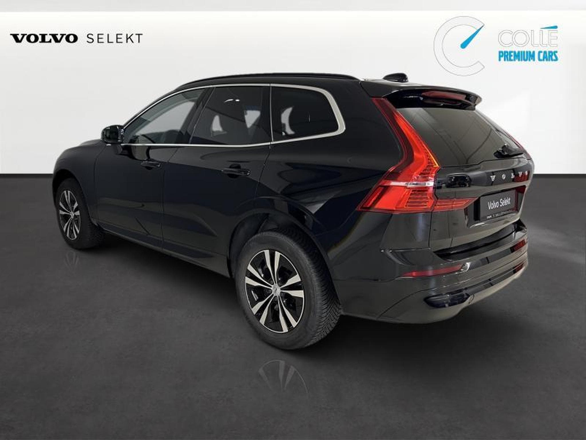 Volvo XC60 Core (2022) - Photo 2