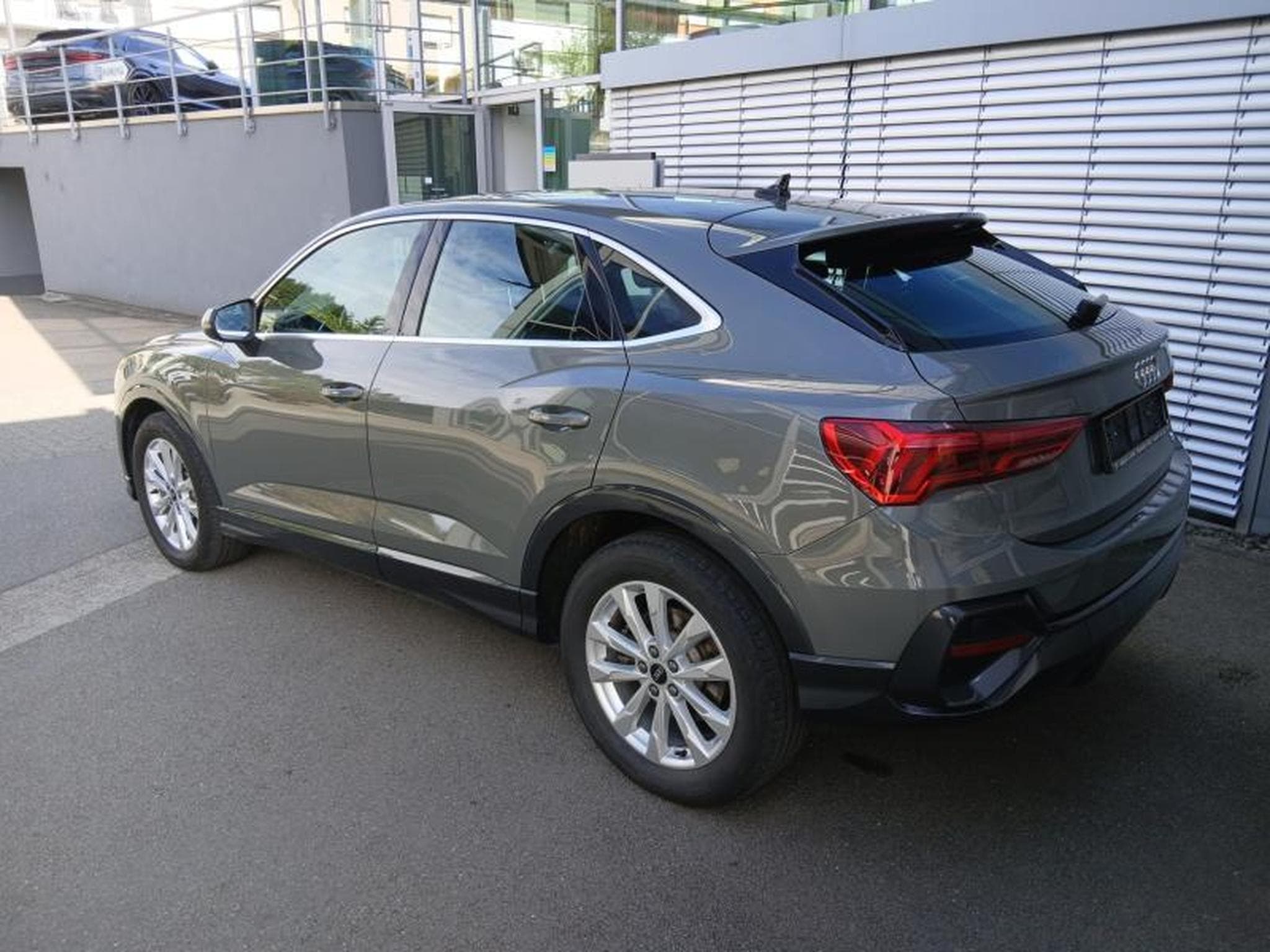 Audi Q3 Sportback 40 TFSI quattro S tronic (2020) - Photo 2