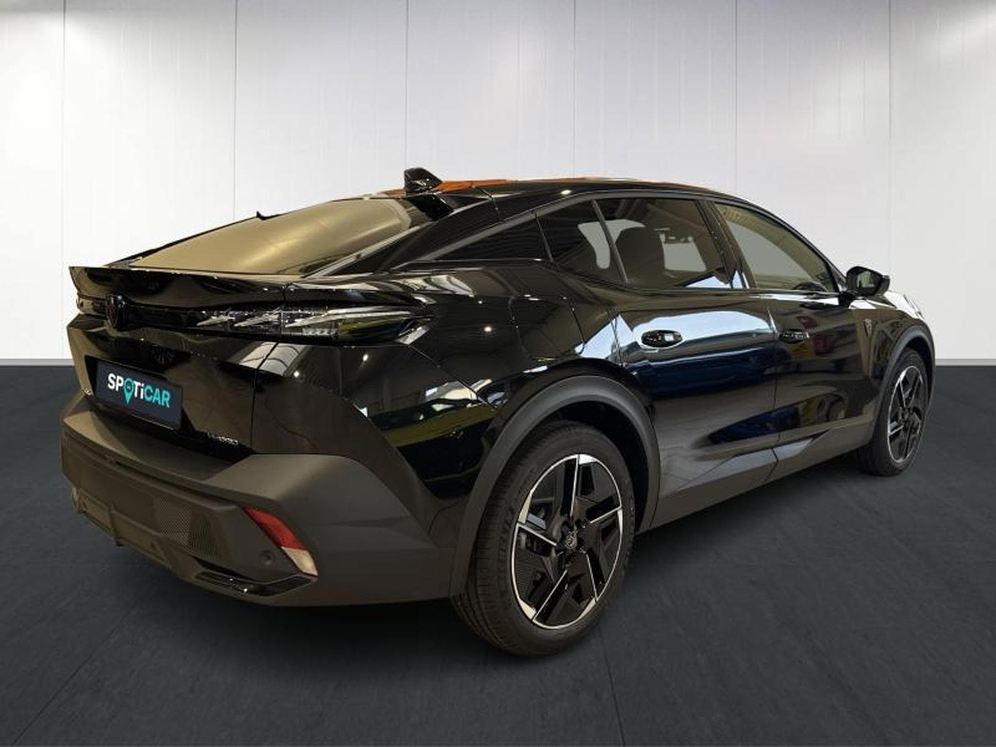 Peugeot 408 GT Plug-In Hybrid 225 EAT8 (2025) - Photo 4