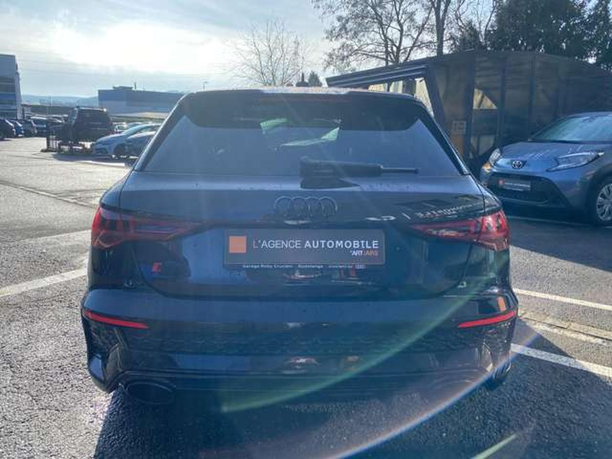 Audi RS3 Sportback 4x4 CherryBlack GARANTIE JUSQU'A 3 ANS (2022) - Photo 6