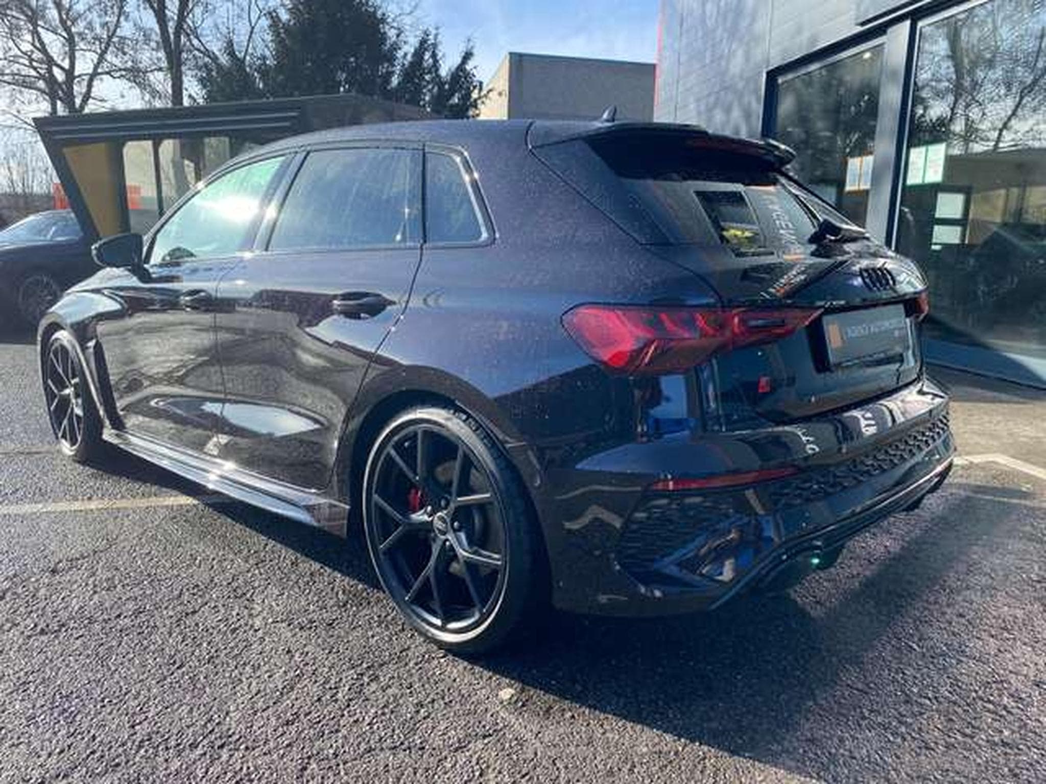 Audi RS3 Sportback 4x4 CherryBlack GARANTIE JUSQU'A 3 ANS (2022) - Photo 7