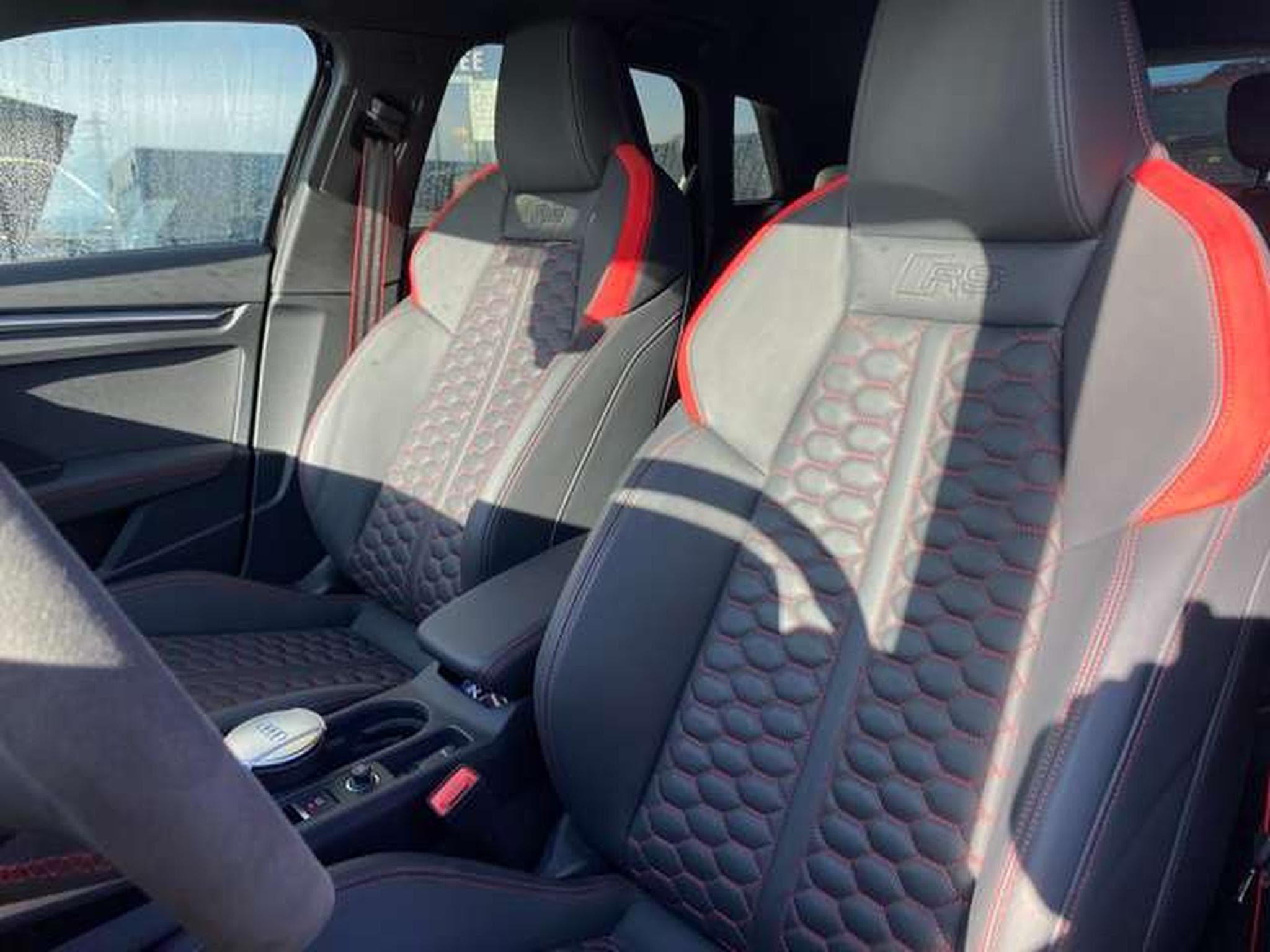 Audi RS3 Sportback 4x4 CherryBlack GARANTIE JUSQU'A 3 ANS (2022) - Photo 9