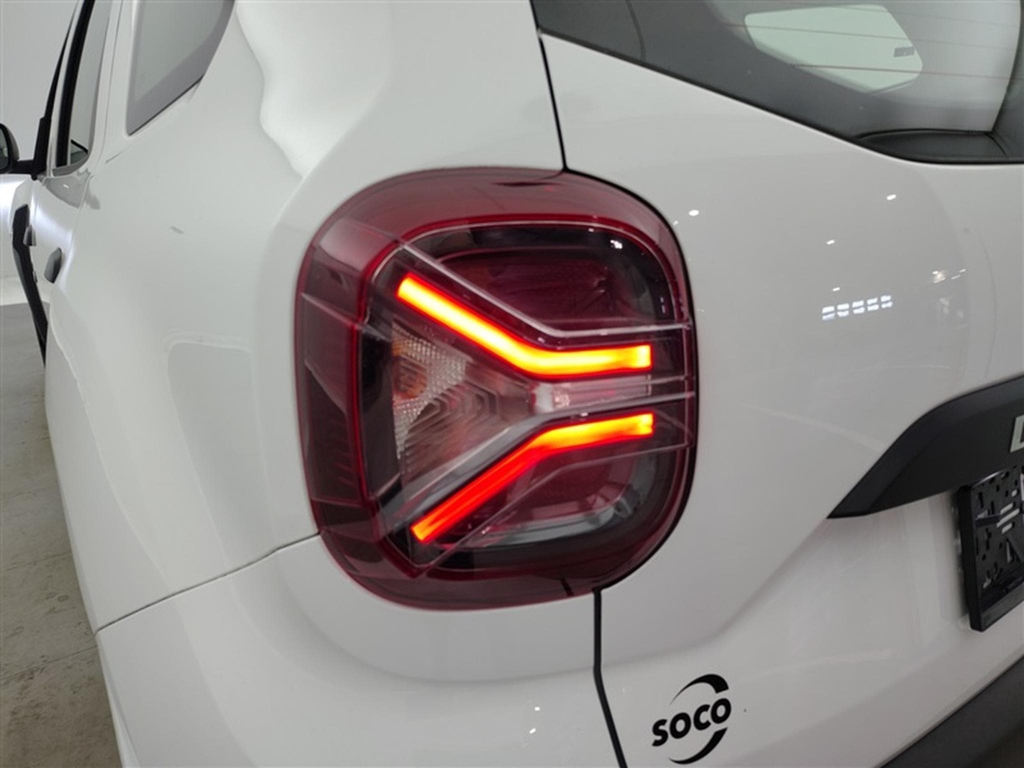 Dacia Duster 1.3 TCe Extreme EDC GPF (2022) - Photo 17