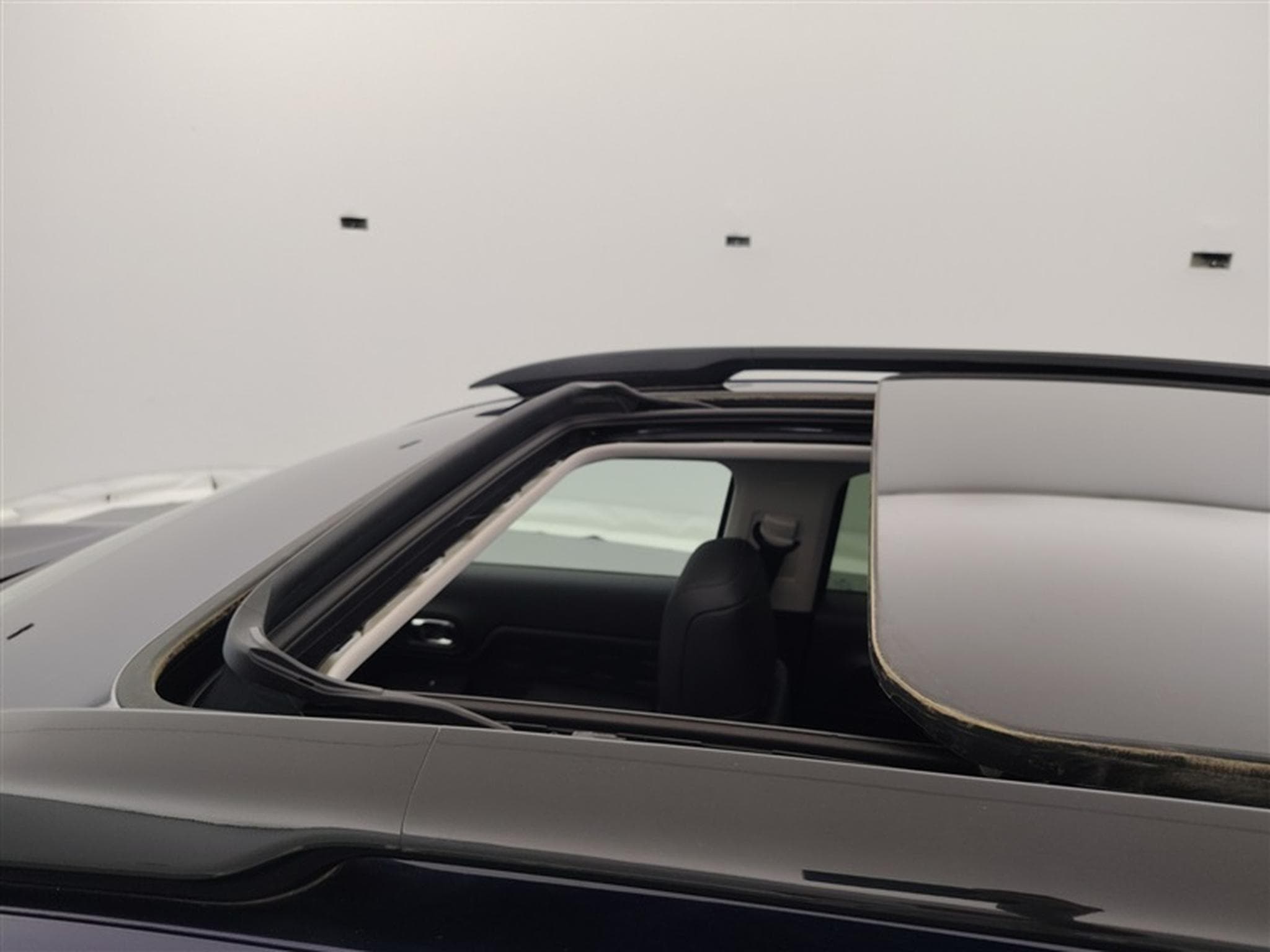 Citroen C5 Aircross 1.5 BlueHDi 130cv EAT8 MAX NAVI / FULL LED / TOIT PANO (2025) - Photo 20