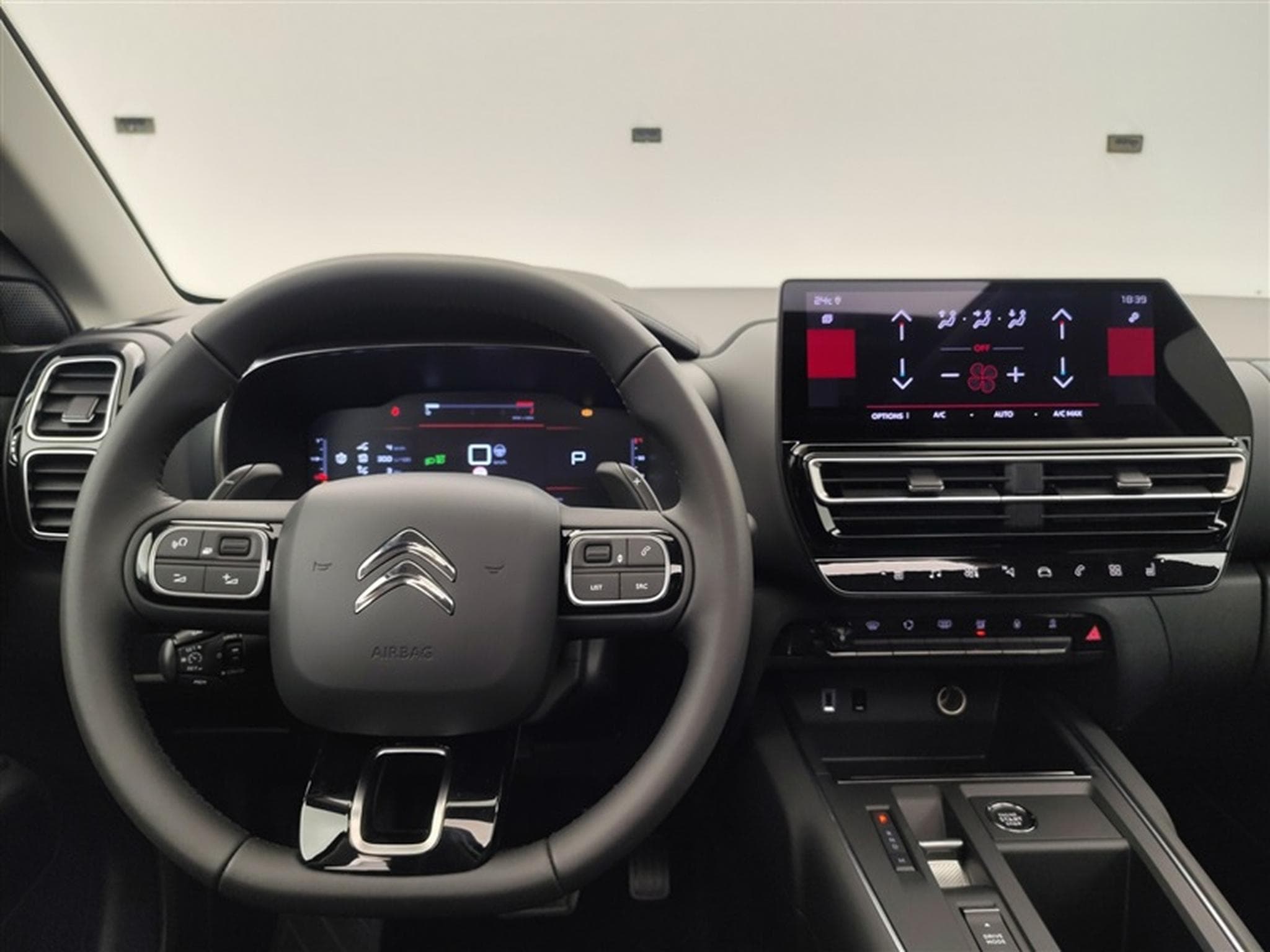 Citroen C5 Aircross 1.5 BlueHDi 130cv EAT8 MAX NAVI / FULL LED / TOIT PANO (2025) - Photo 9