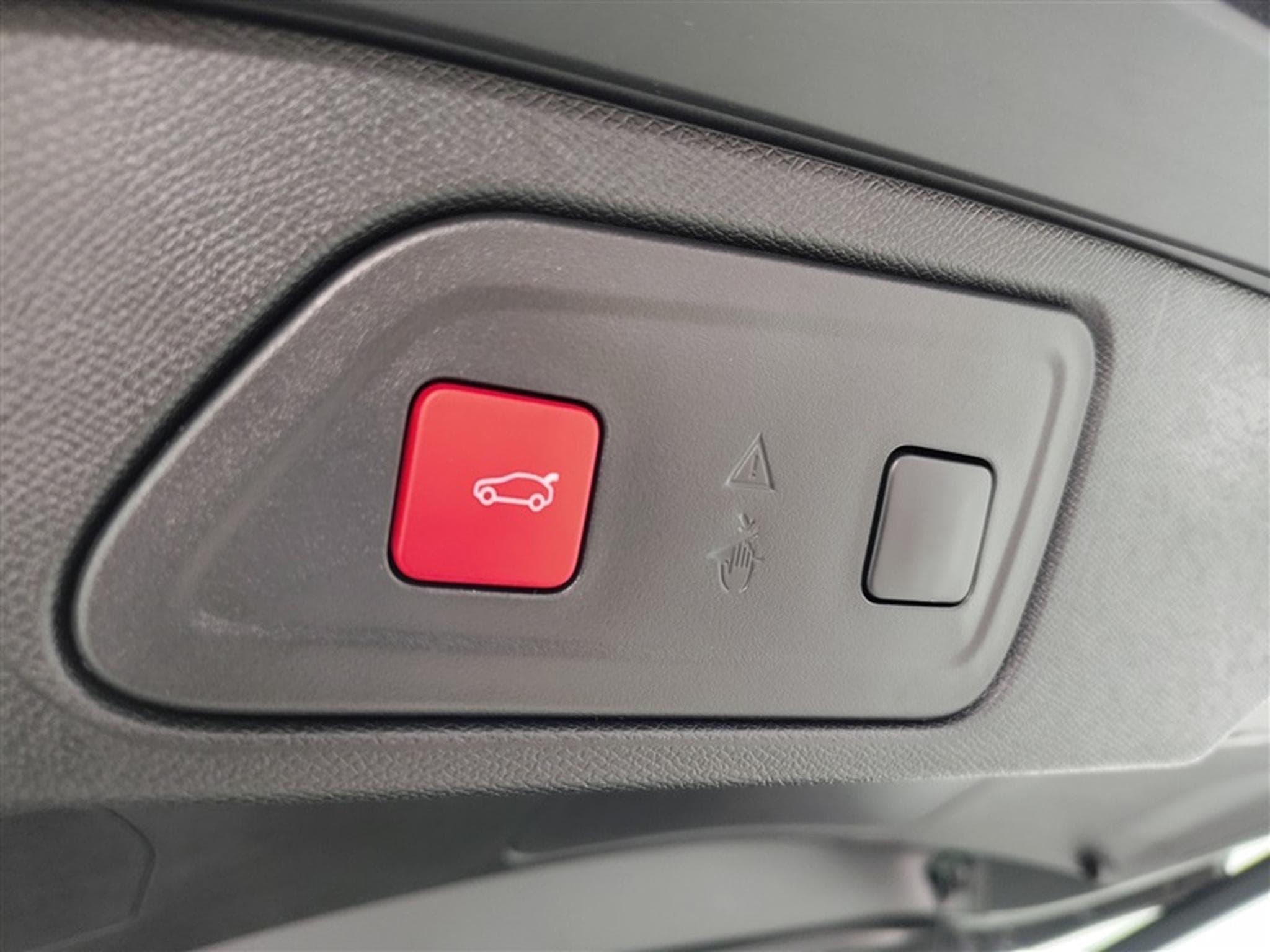 Citroen C5 Aircross 1.5 BlueHDi 130cv EAT8 MAX NAVI / FULL LED / TOIT PANO (2025) - Photo 21