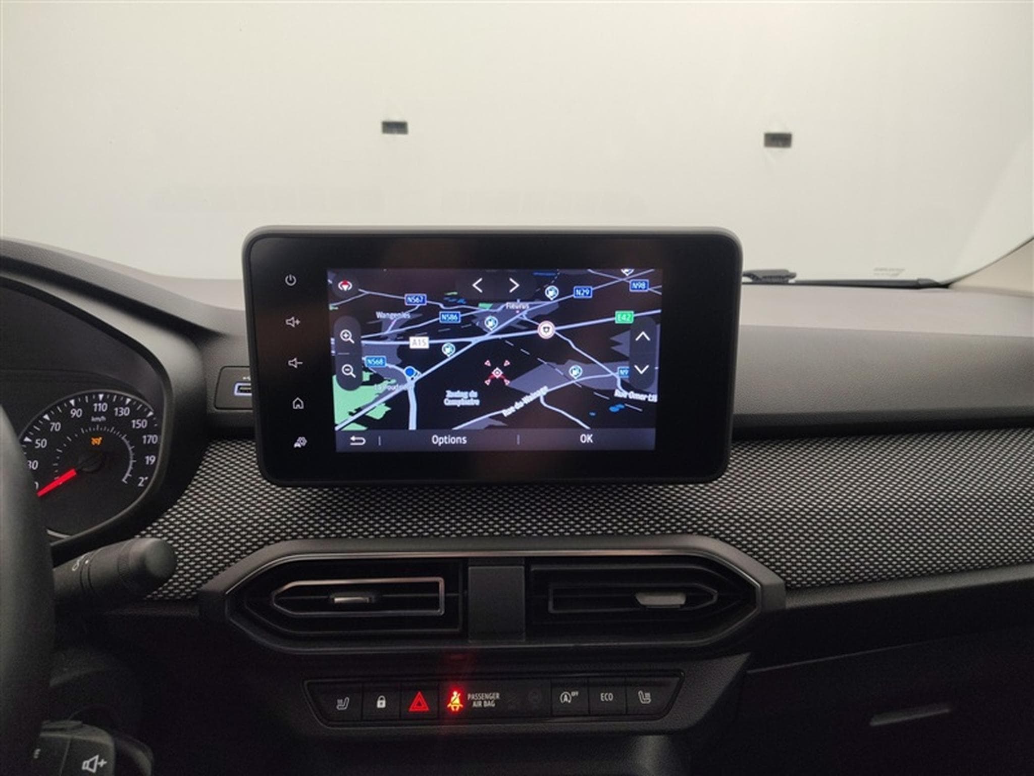 Dacia Logan 1.0 TCe 90cv EDC Comfort NAVI / FULL LED / CAMERA /PDC AV+AR (2023) - Photo 11