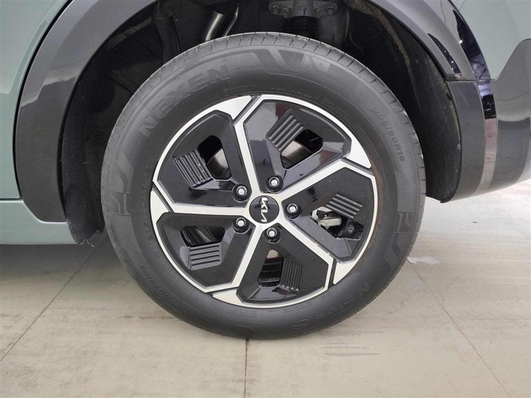 Kia Niro HEV 1.6 GDi Pulse DCT (2024) - Photo 6