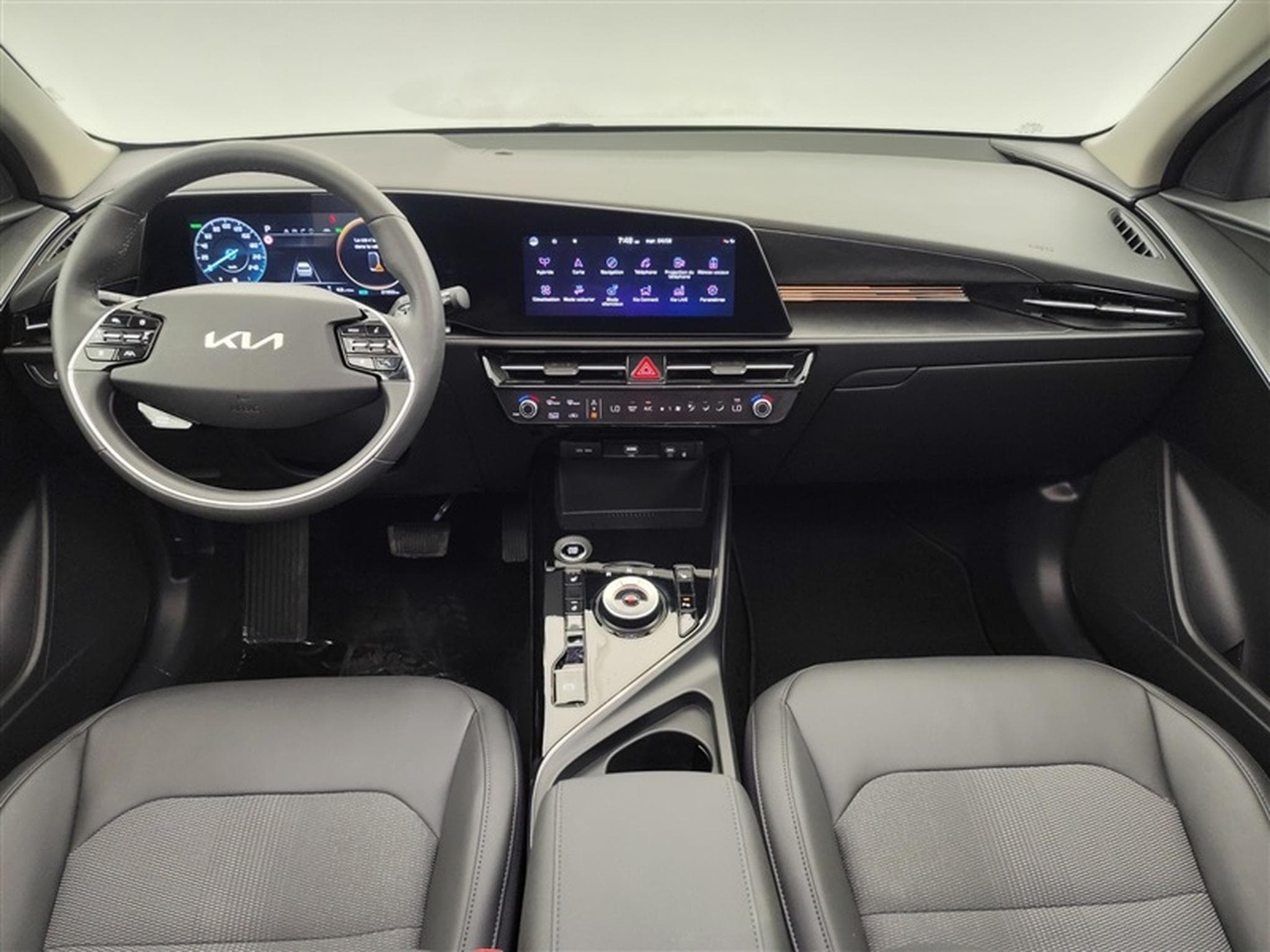 Kia Niro HEV 1.6 GDi Pulse DCT (2024) - Photo 8