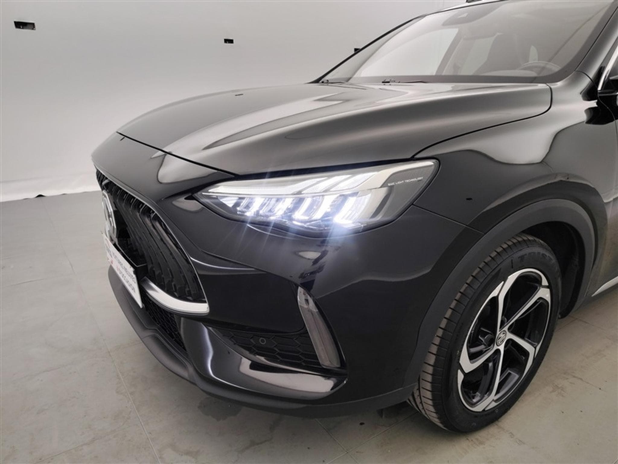 MG HS 1.5 T-GDi 160cv Luxury NAVI / FULL LED / CUIR / PANO / (2024) - Photo 16