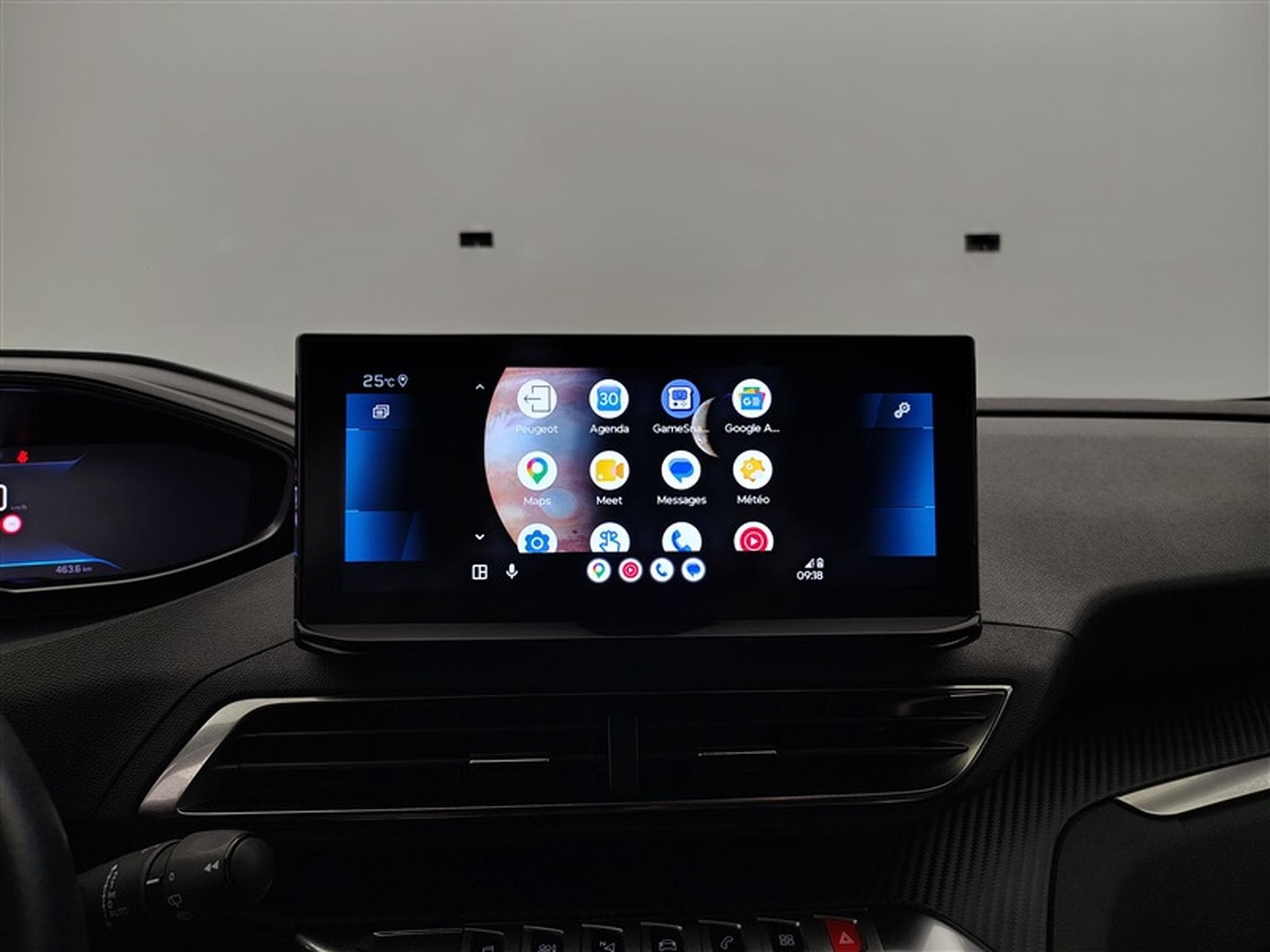 Peugeot 3008 1.2 PureTech 130cv EAT8 Active Pack NAVI / FULL LED / CAMERA (2023) - Photo 20