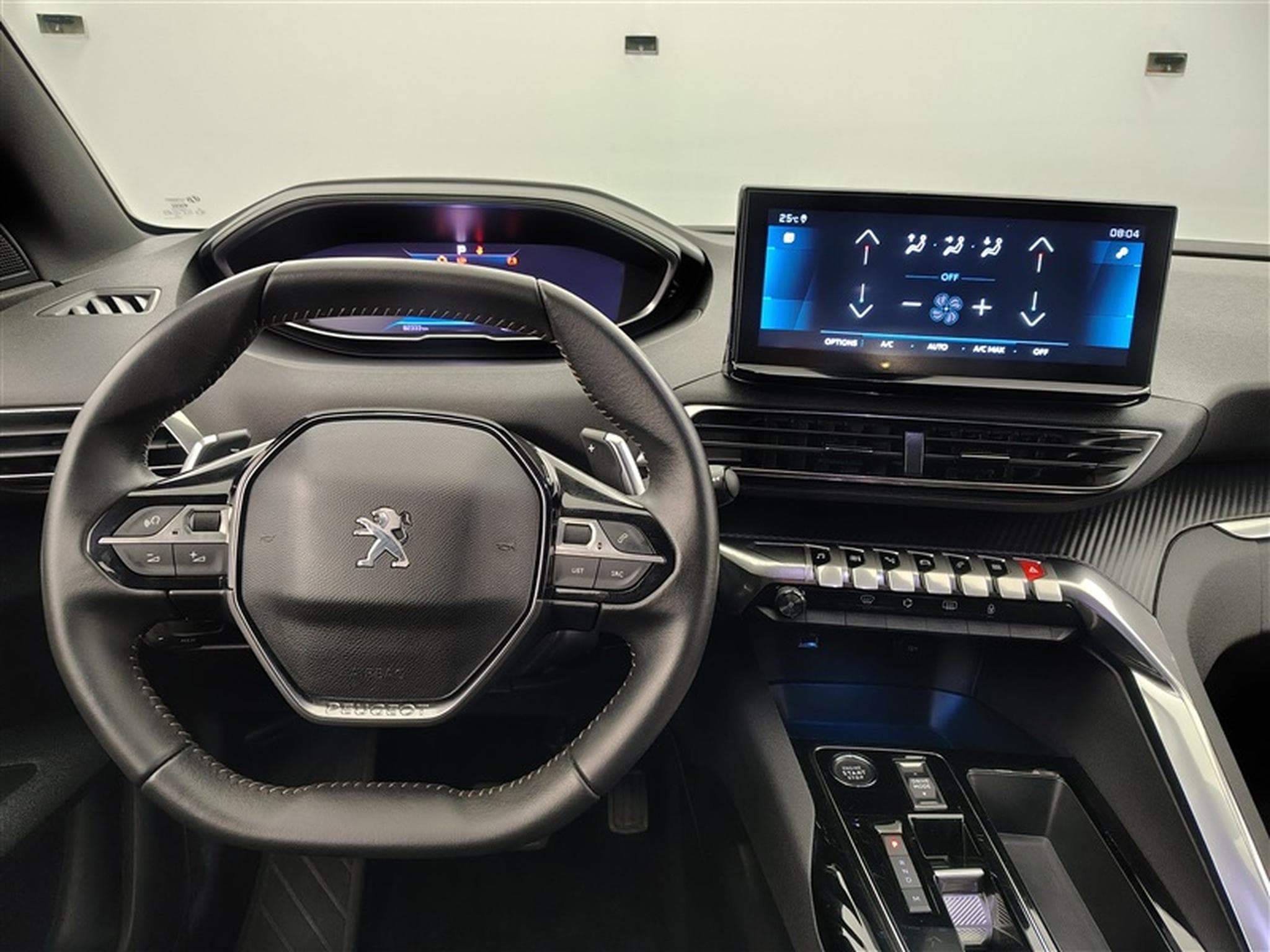 Peugeot 3008 1.2 PureTech 130cv EAT8 Active Pack NAVI / FULL LED / CAMERA (2023) - Photo 9