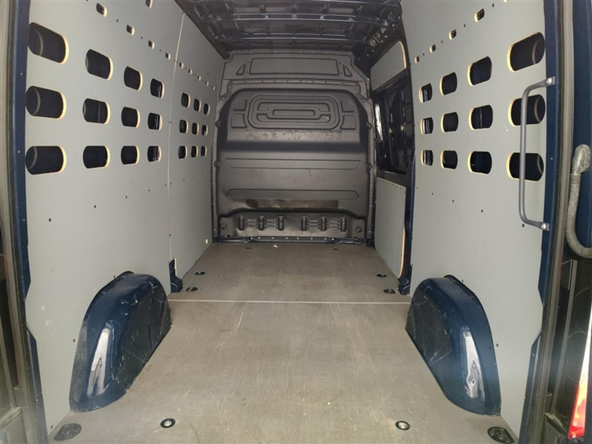Mercedes Sprinter 311 CDI L2H2 FWD Functional (2022) - Photo 15