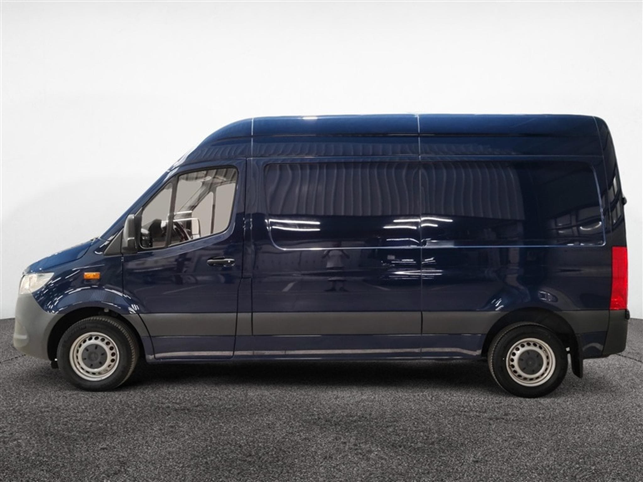 Mercedes Sprinter 311 CDI L2H2 FWD Functional (2022) - Photo 3
