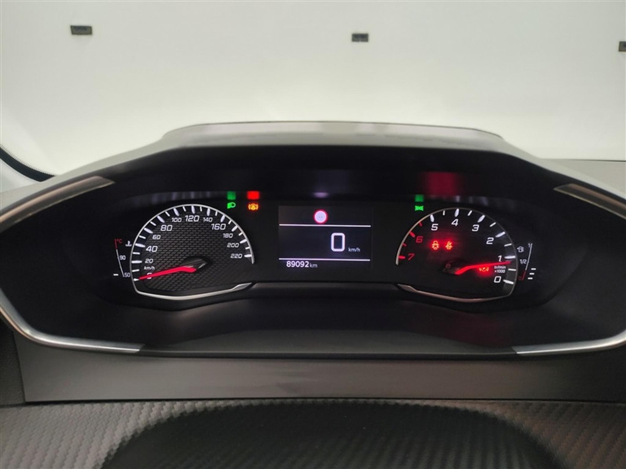 Peugeot 208 1.2i PureTech Active MIRRORLINK / PDC AR / FULL LED / JA 16" (2021) - Photo 10